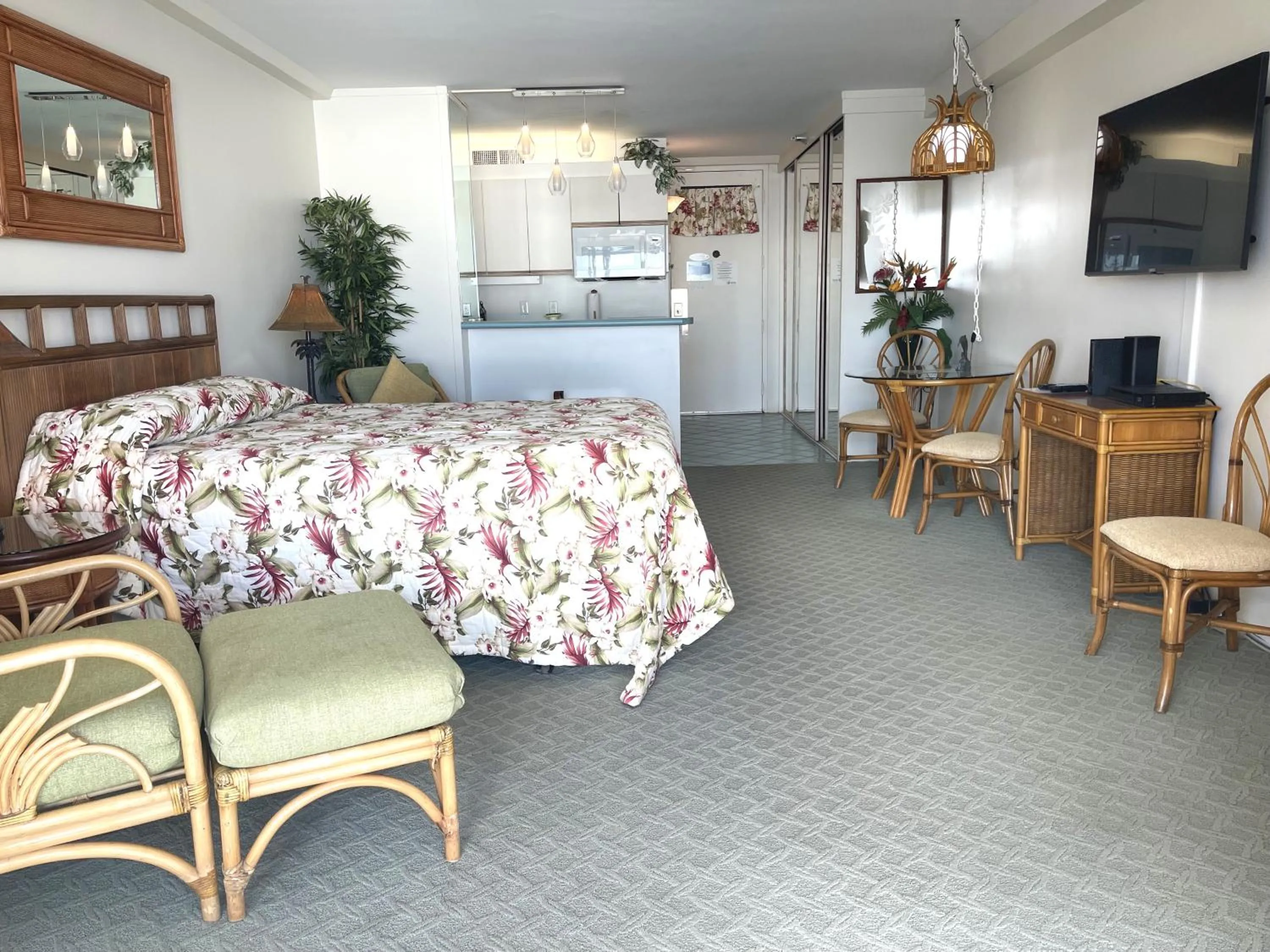 Bedroom in Maui Kai Condos - No Resort Fees