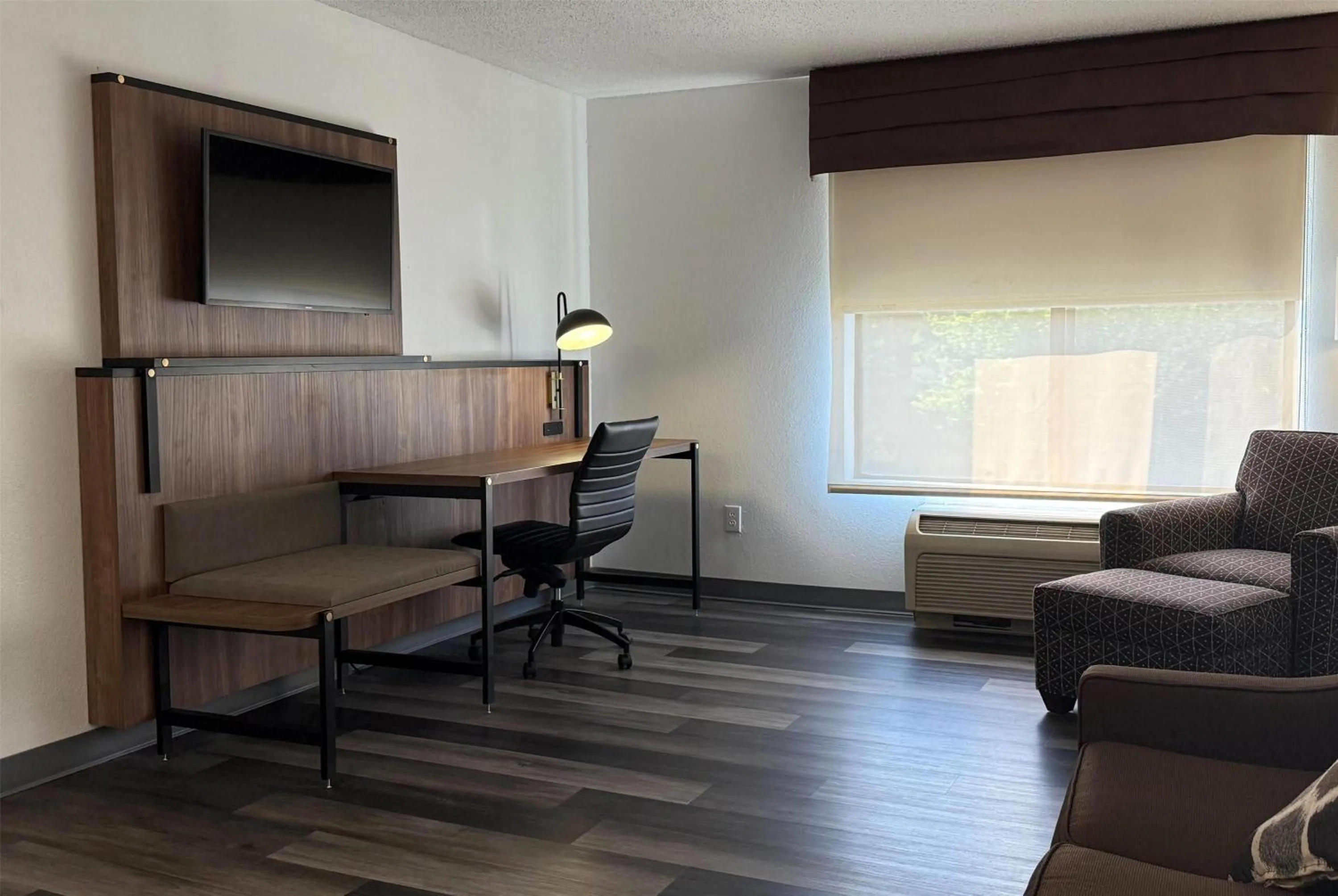 Photo of the whole room in Wingate by Wyndham Airport - Rockville Road