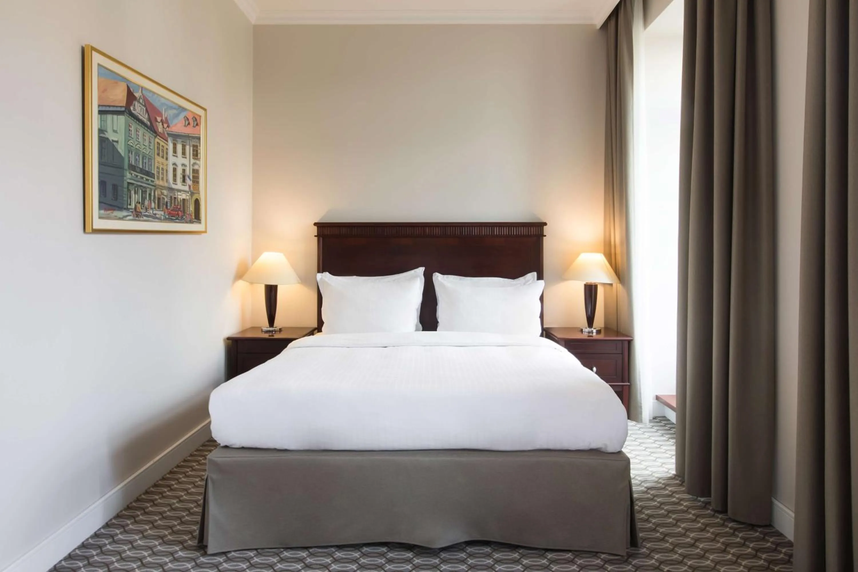 Photo of the whole room, Bed in Radisson Blu Carlton Hotel, Bratislava