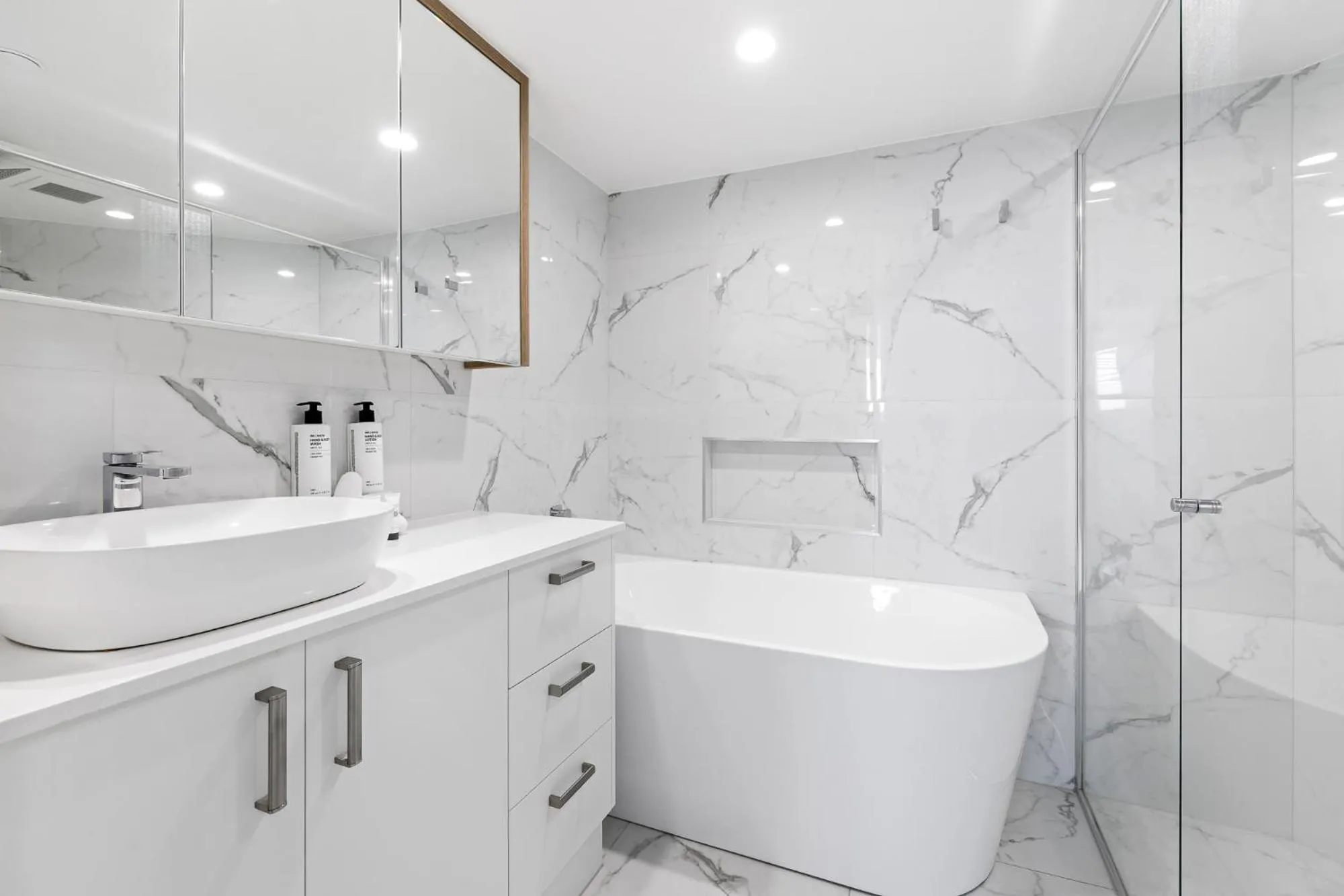 Bathroom in ULTIQA Points North