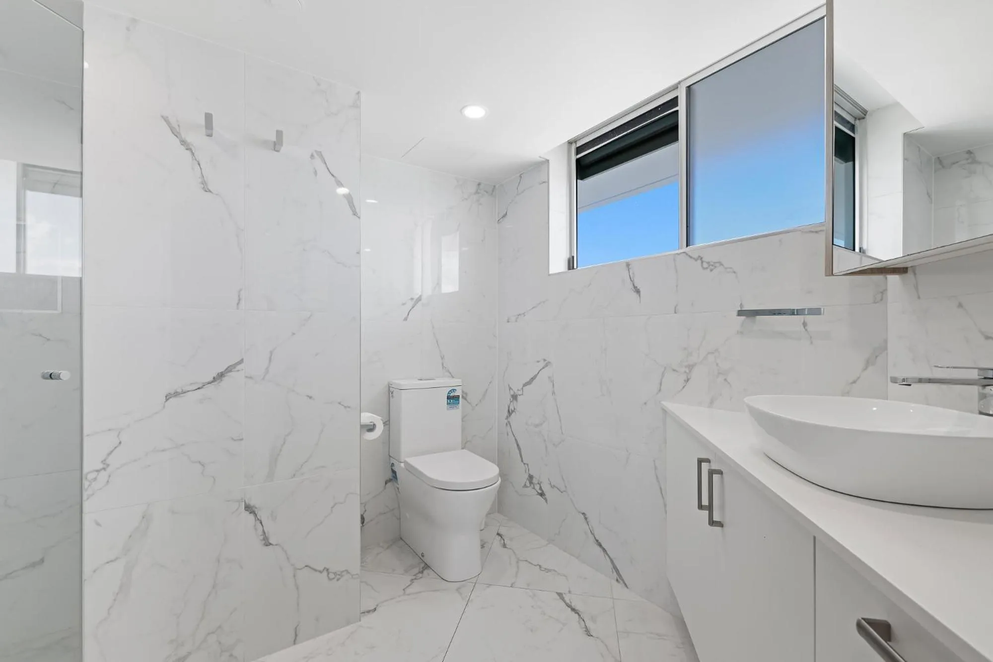 Bathroom in ULTIQA Points North