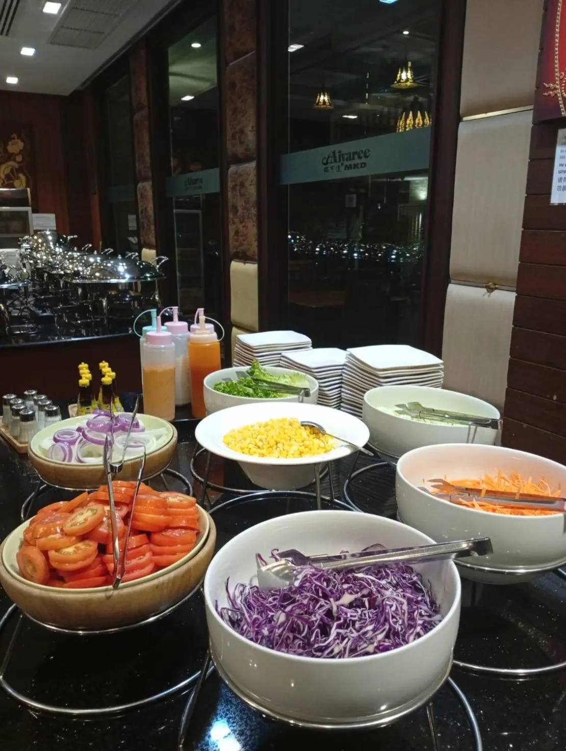 Food in Aiyaree Place Hotel SHA PLUS