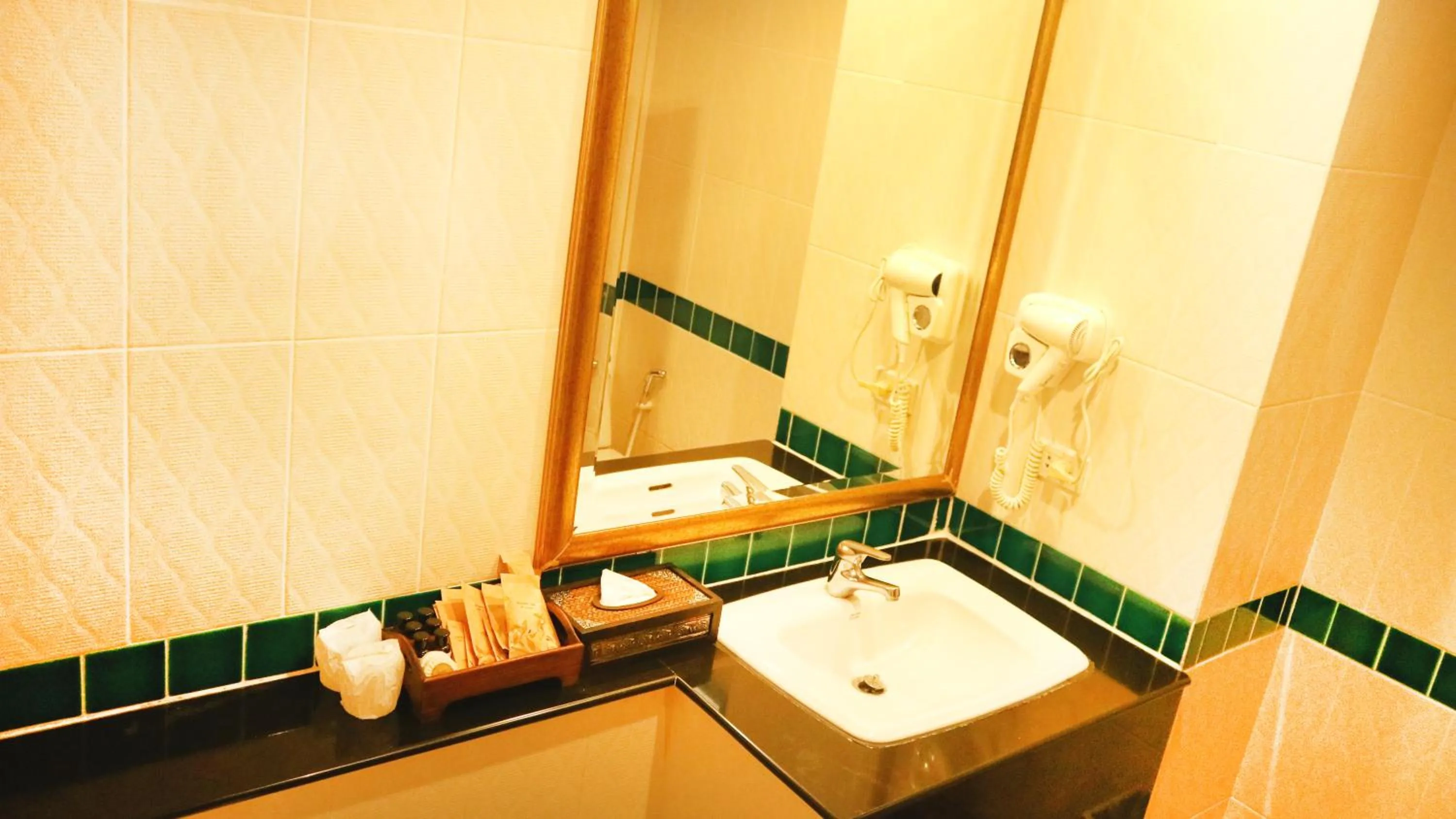 Bathroom in Aiyaree Place Hotel SHA PLUS