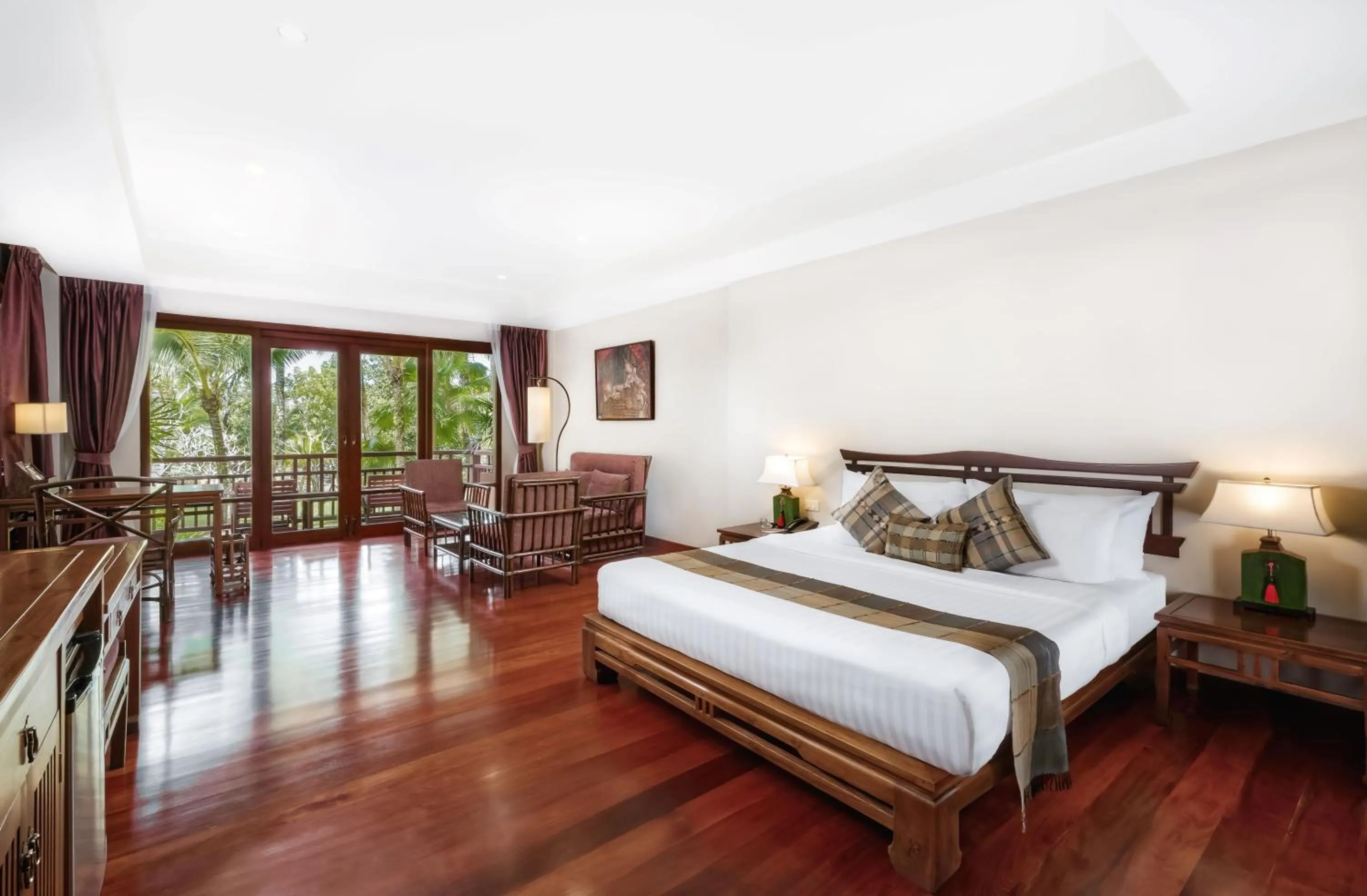 Guests, Bed in Khaolak Laguna Resort