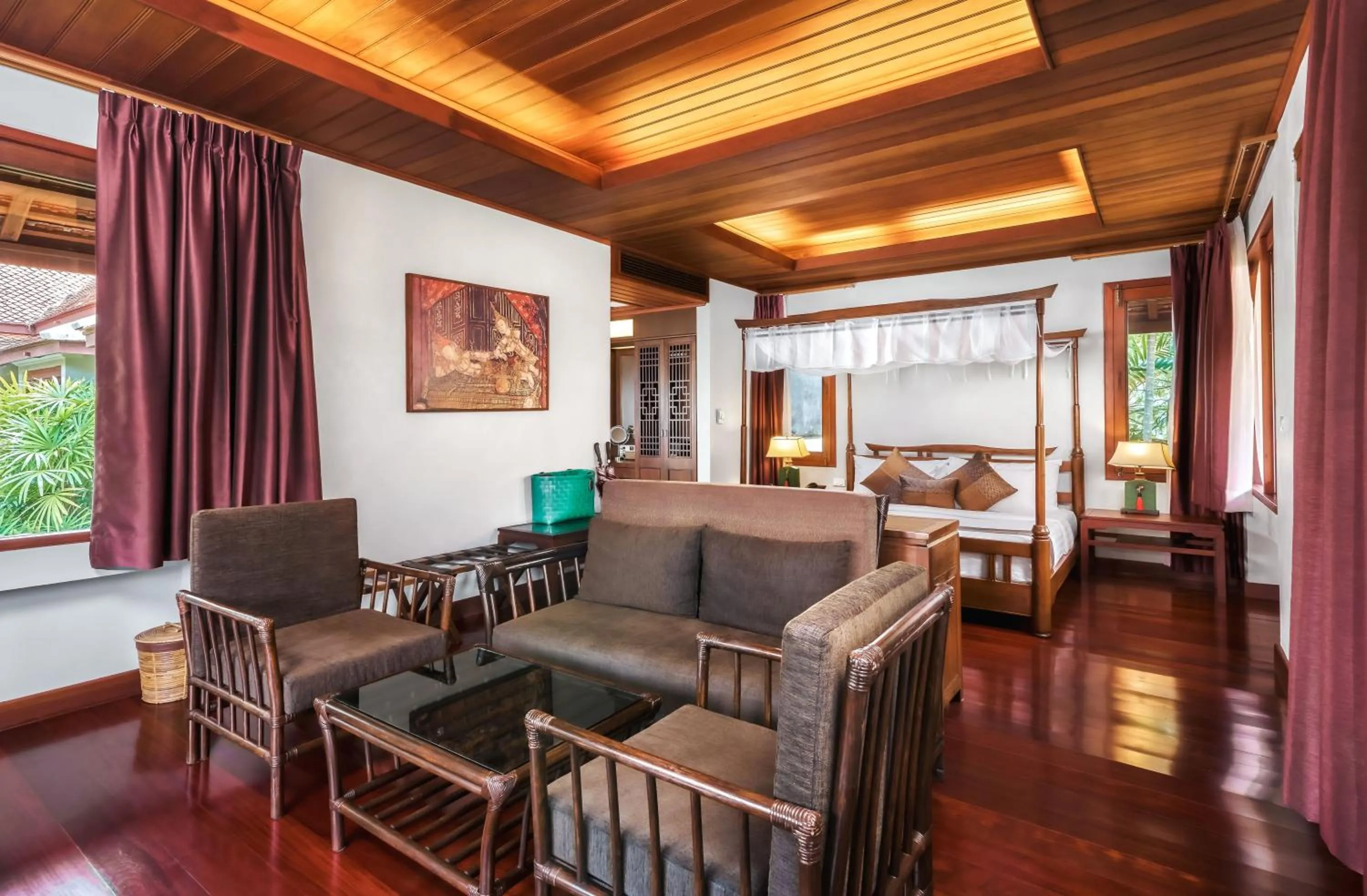 Guests, Bed in Khaolak Laguna Resort