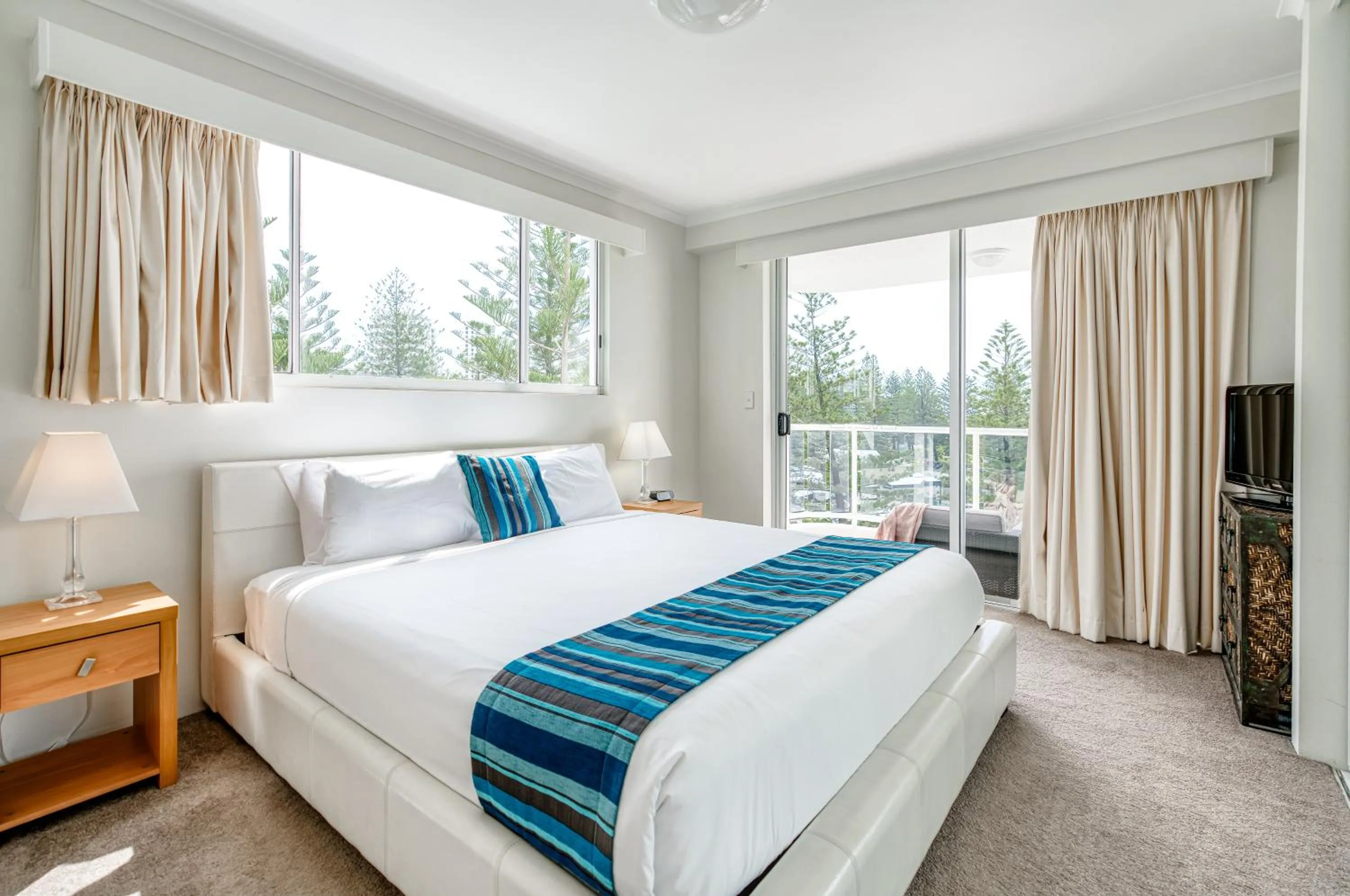 Bedroom, Bed in Xanadu Resort