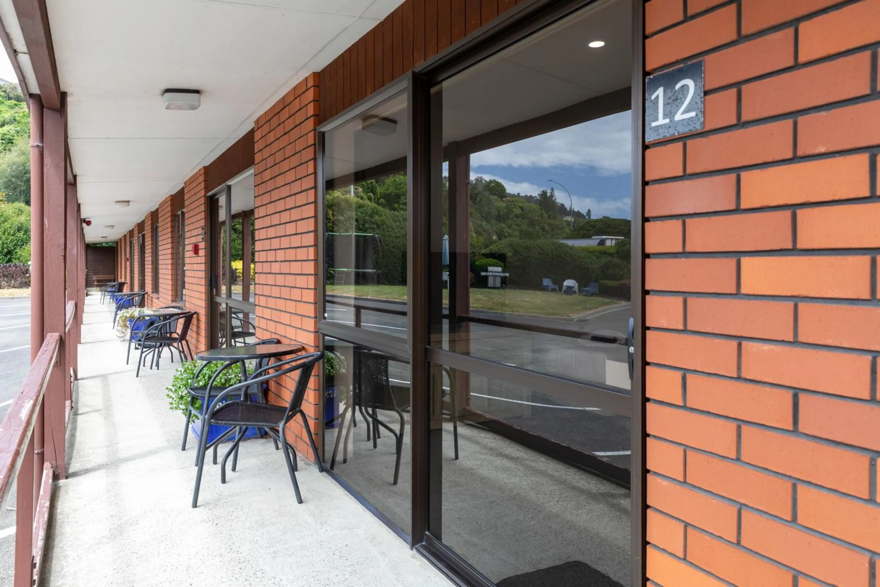 Patio in Amber Court Motel Nelson