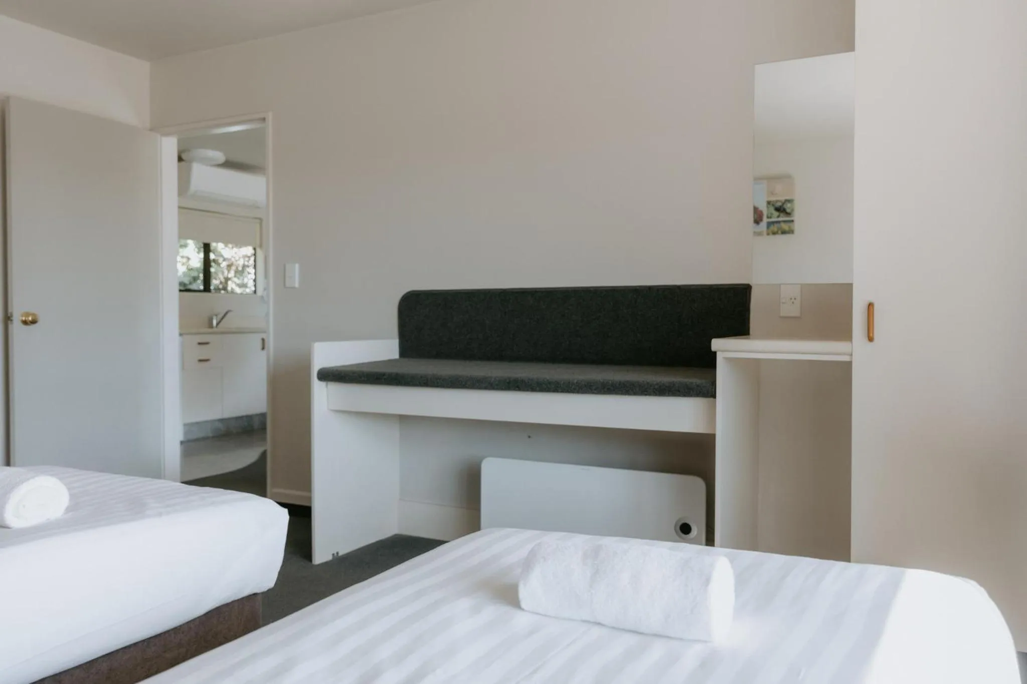 Bed in Amber Court Motel Nelson