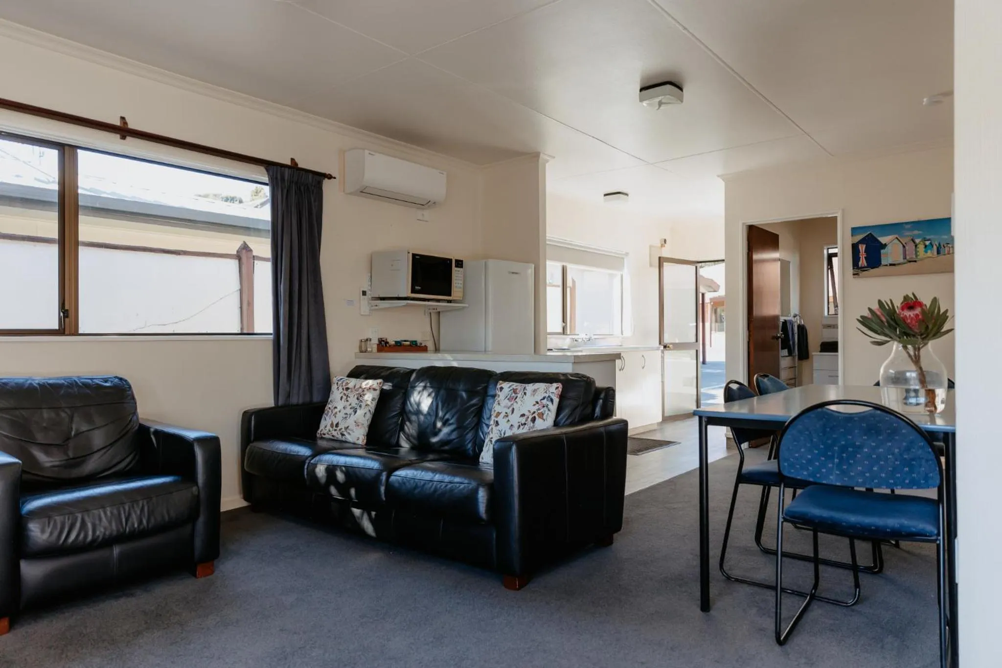 Seating area in Amber Court Motel Nelson