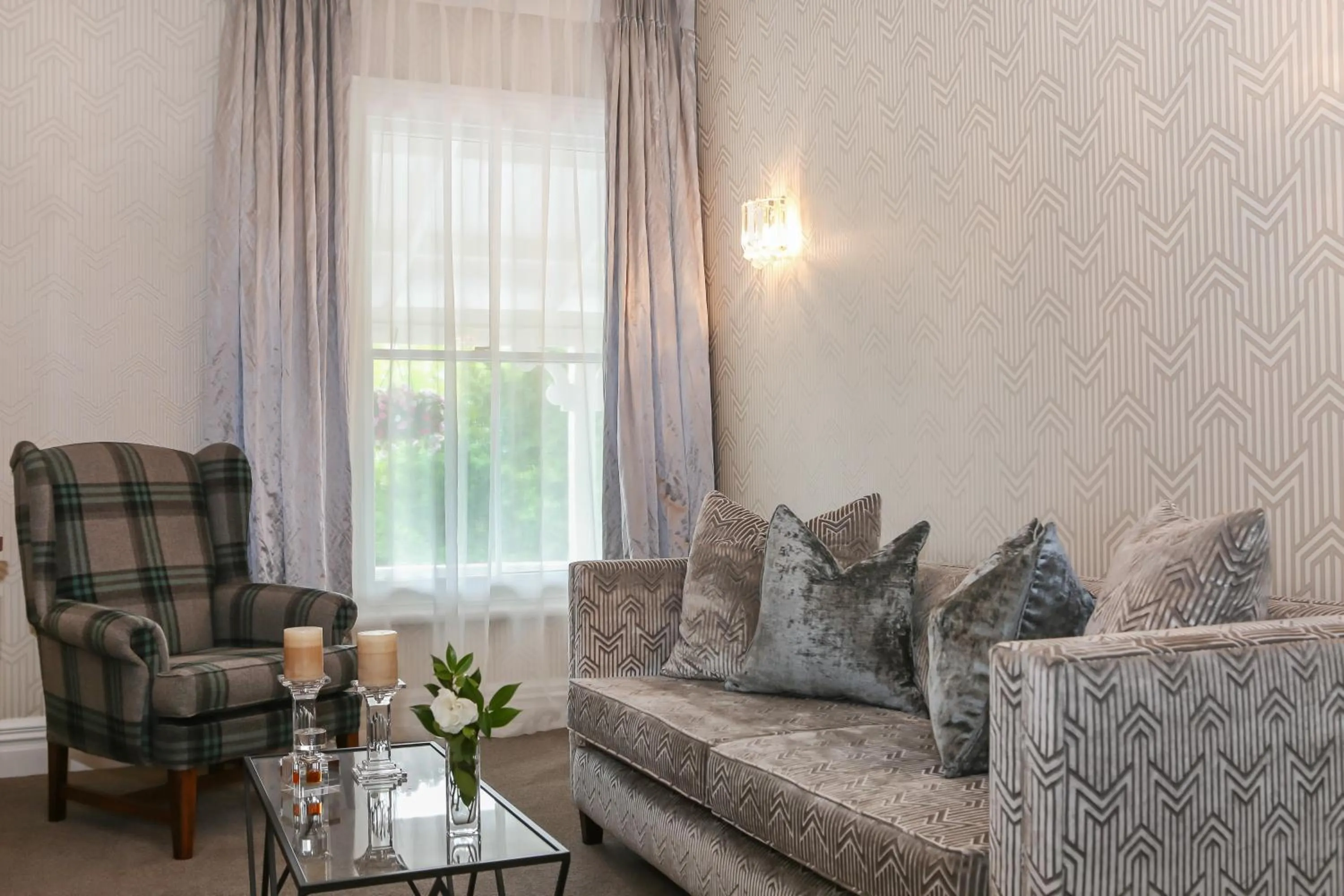 Living room in Mangapapa Hotel