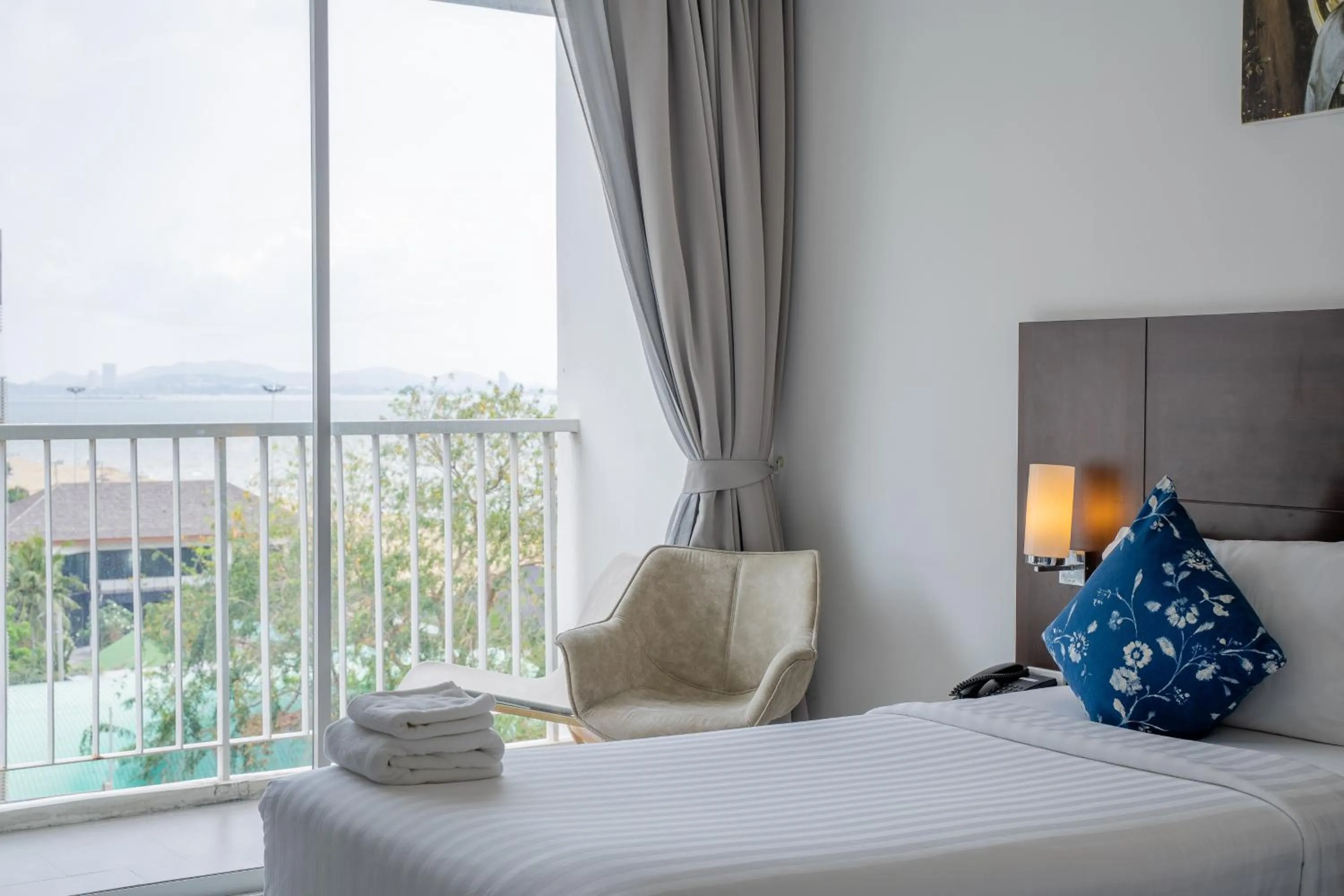 View (from property/room), Bed in Rodina Beach Hotel