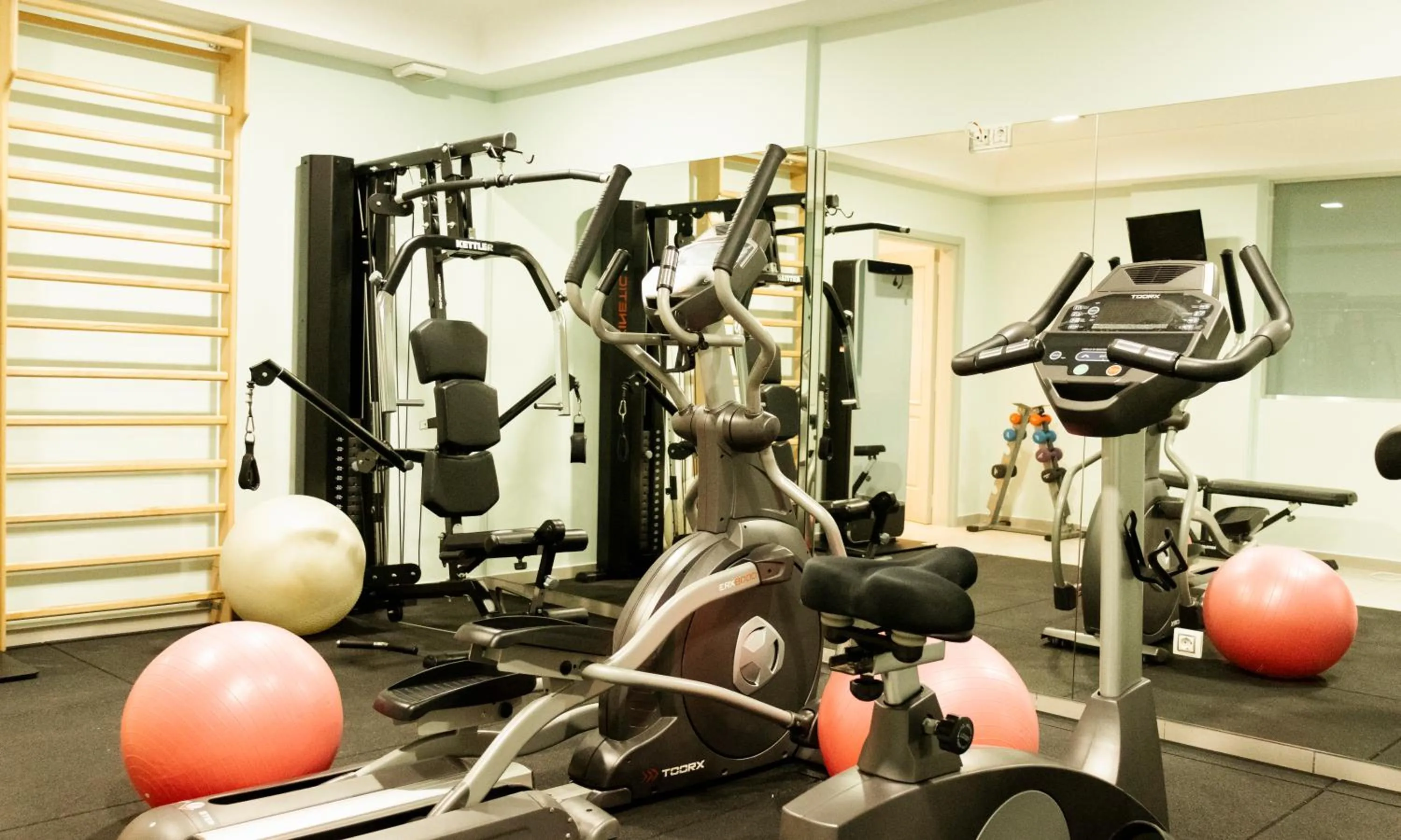 Fitness centre/facilities in Astro Palace Hotel & Suites
