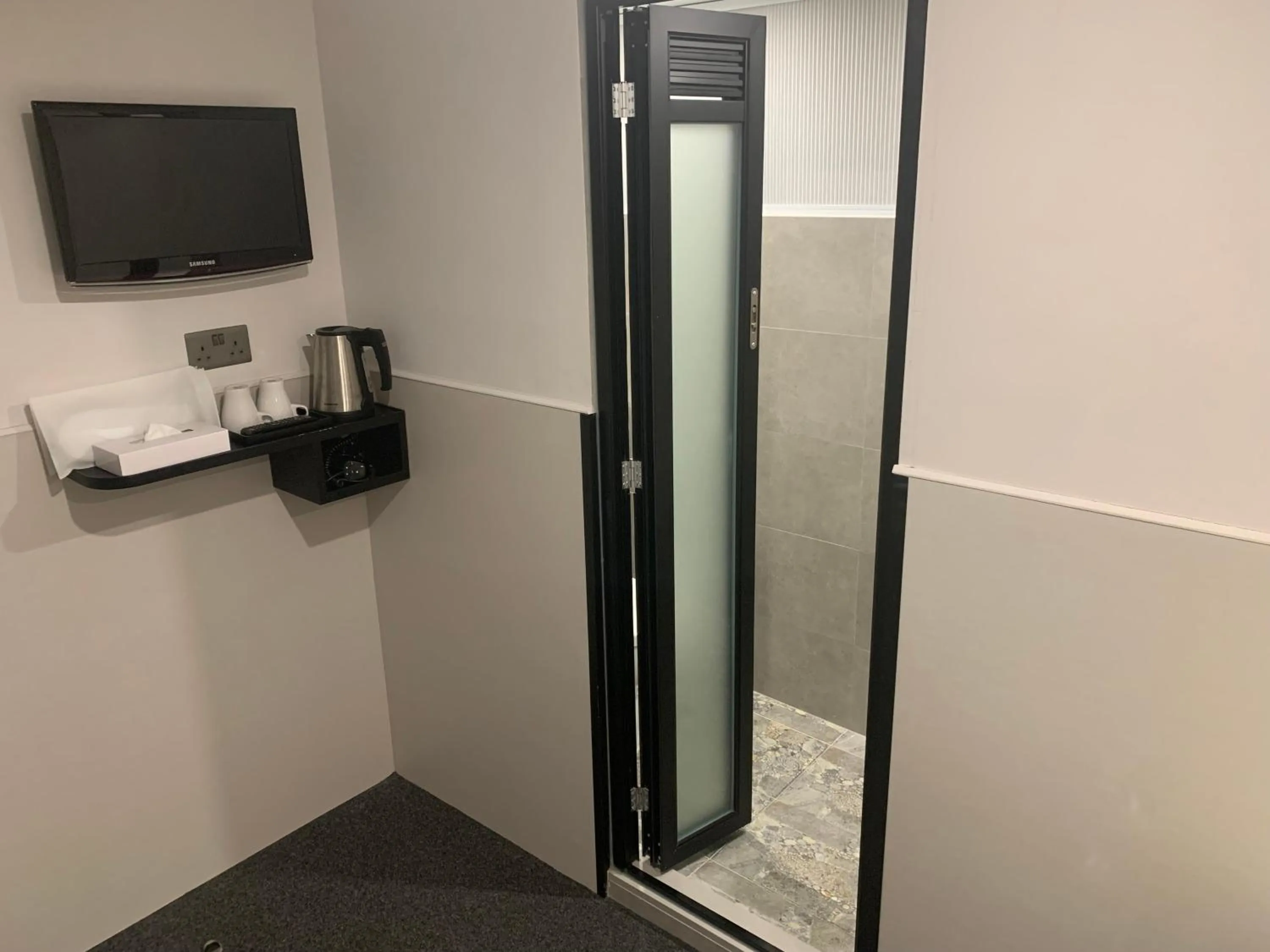 Coffee/tea facilities in MK STAY - formerly HOTEL MK