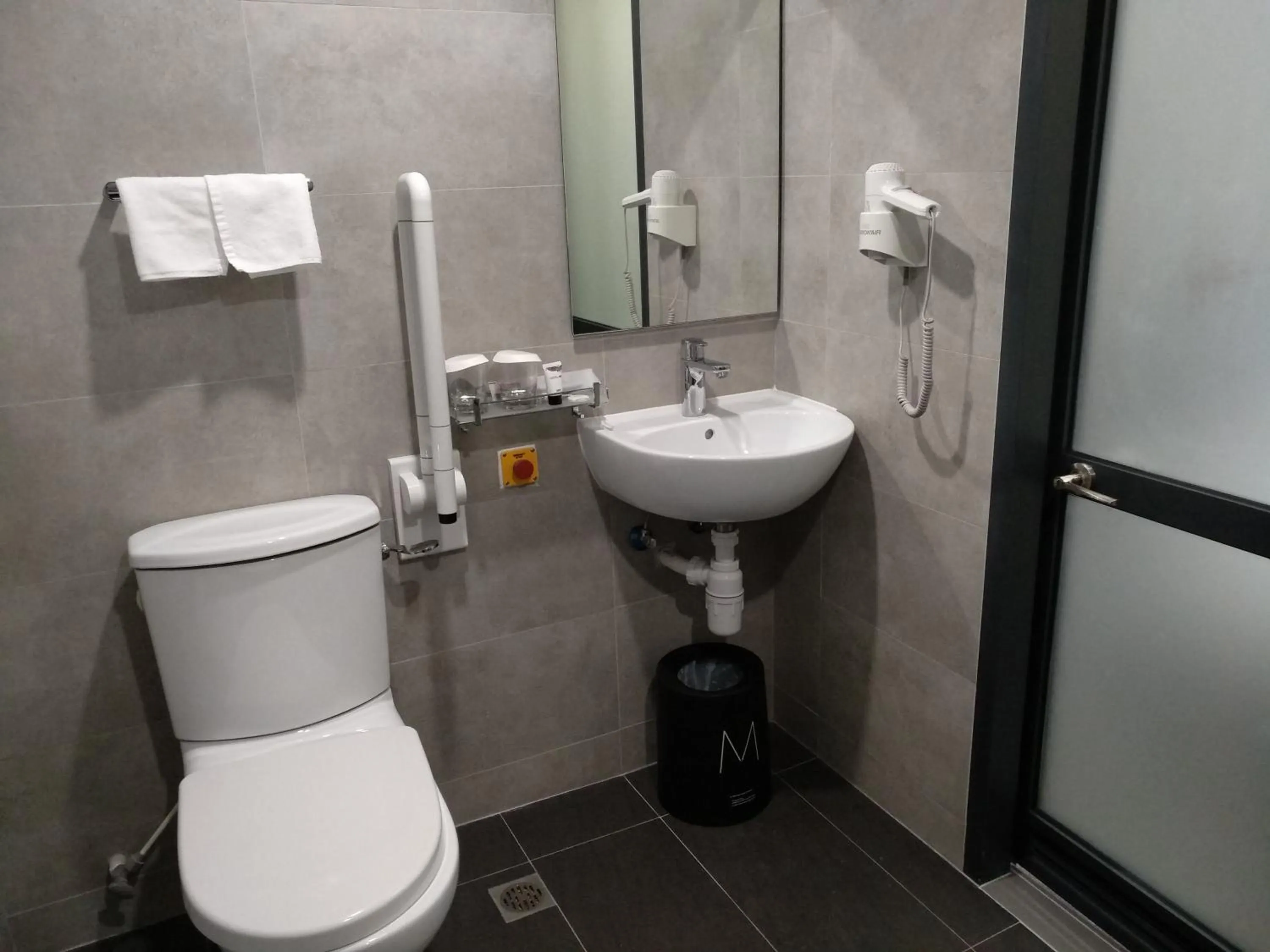 Toilet in MK STAY - formerly HOTEL MK