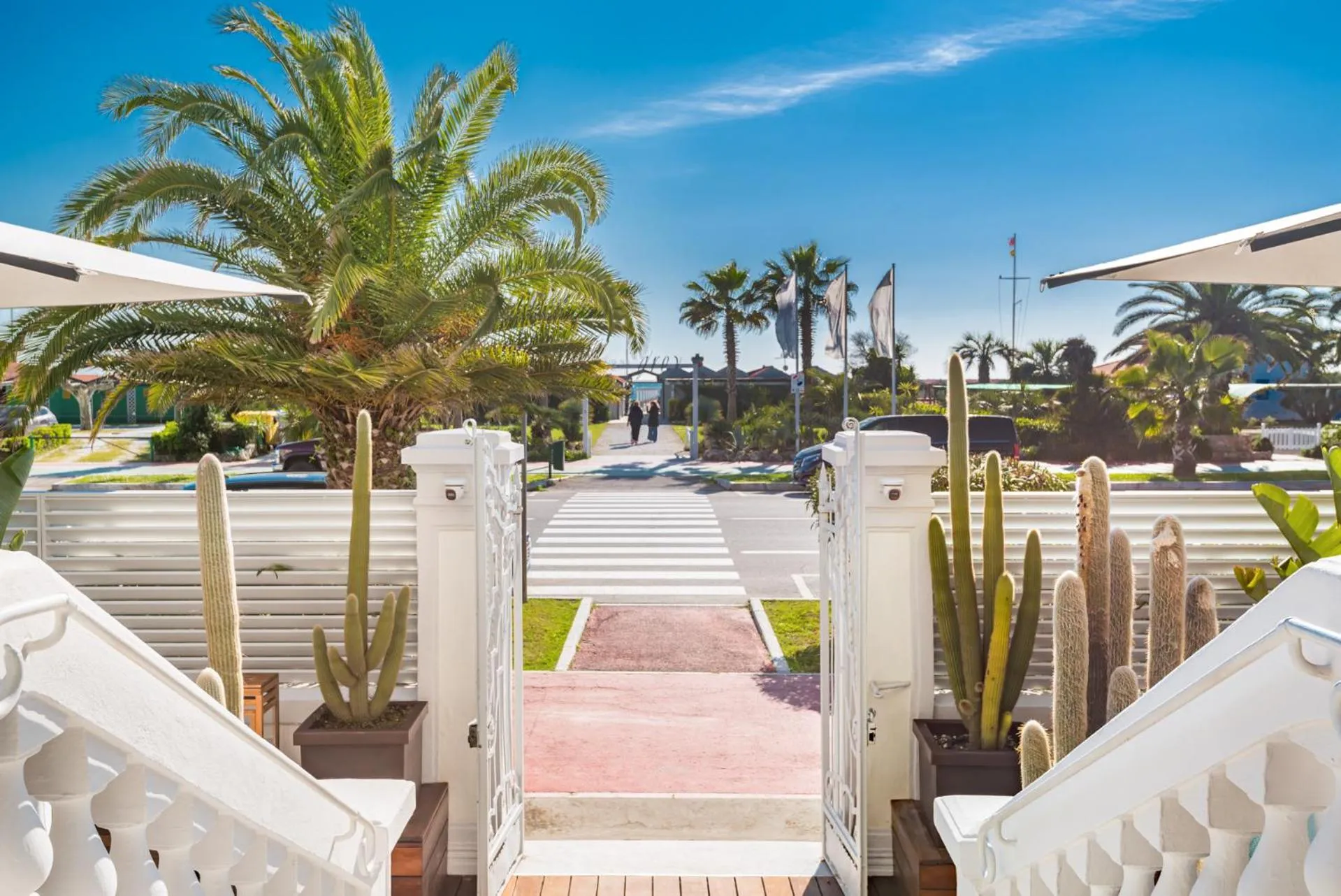 Facade/entrance in Villa Grey