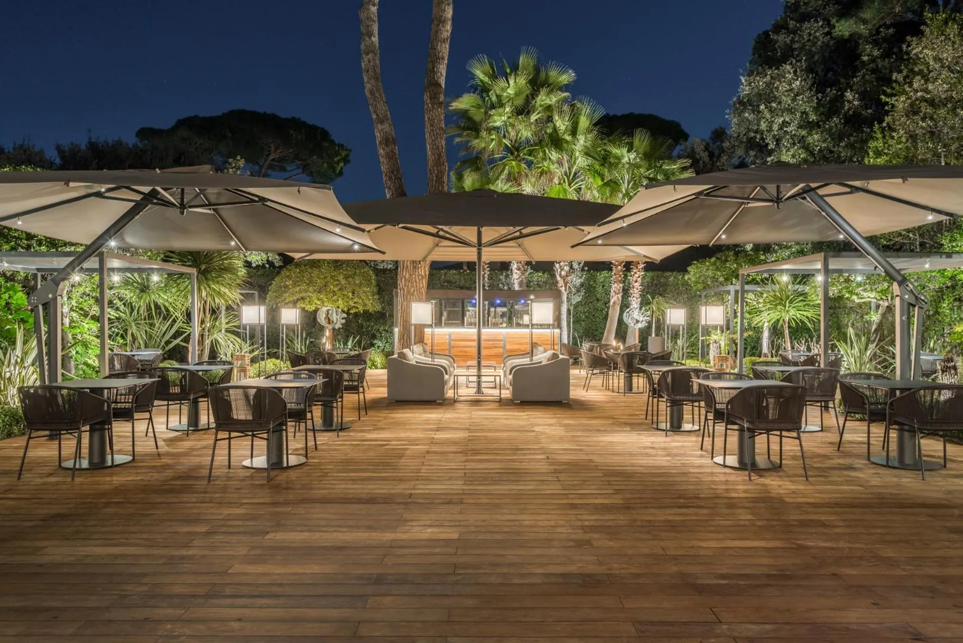 Garden in Villa Grey