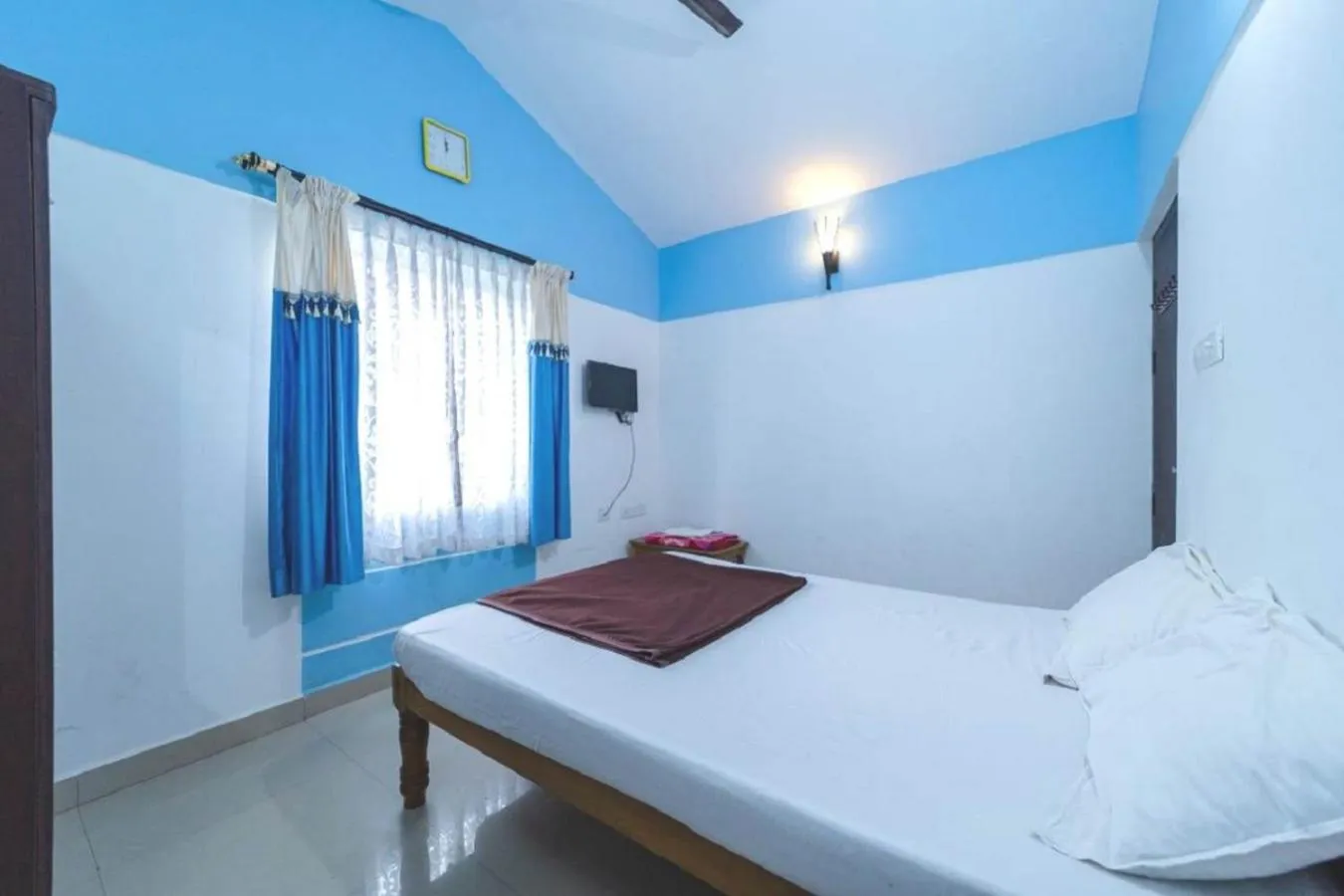 TV and multimedia, Bed in KBS Sree Paradise Kodai