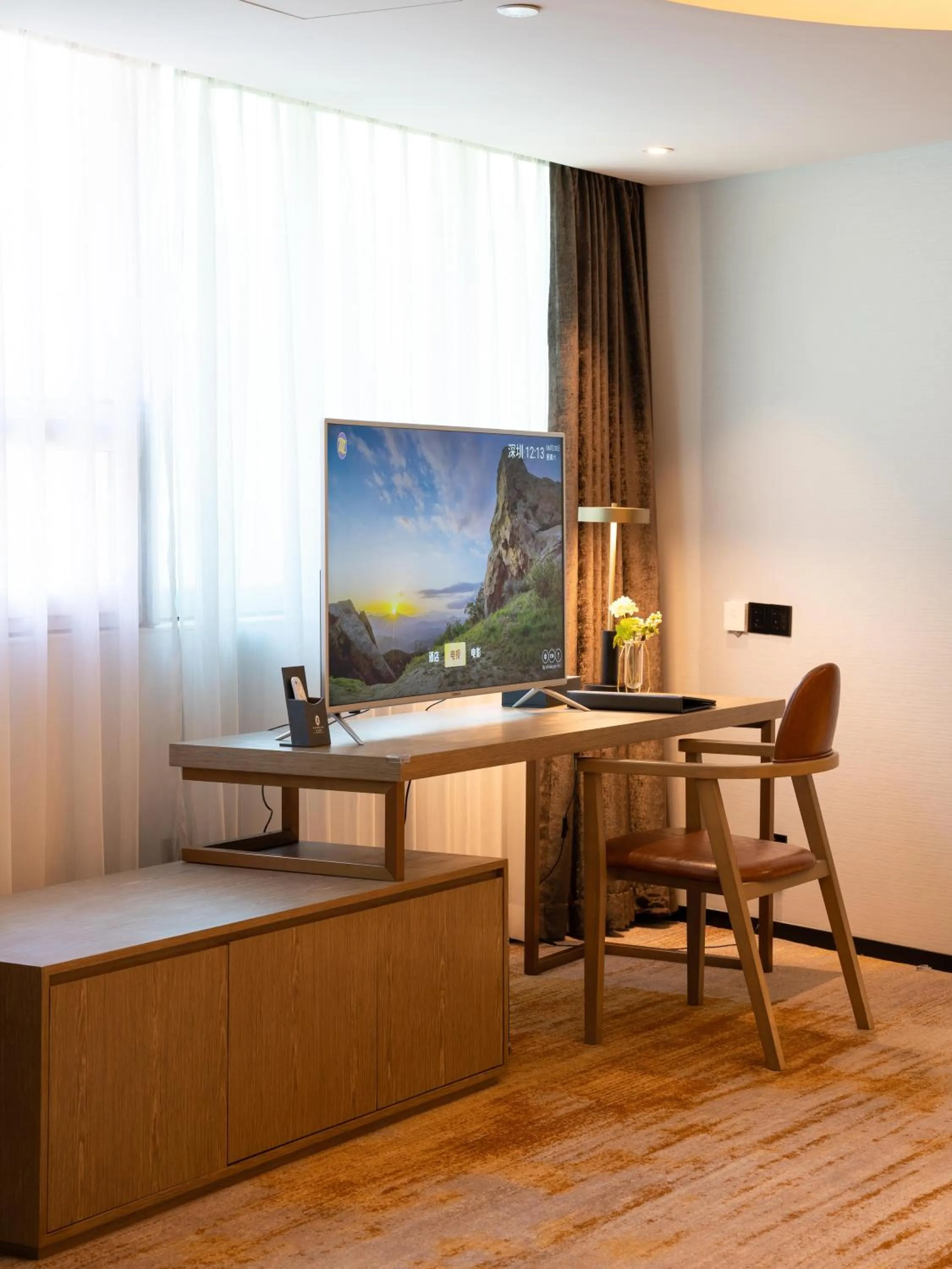 TV and multimedia in Zhong Tai Lai Hotel Shenzhen