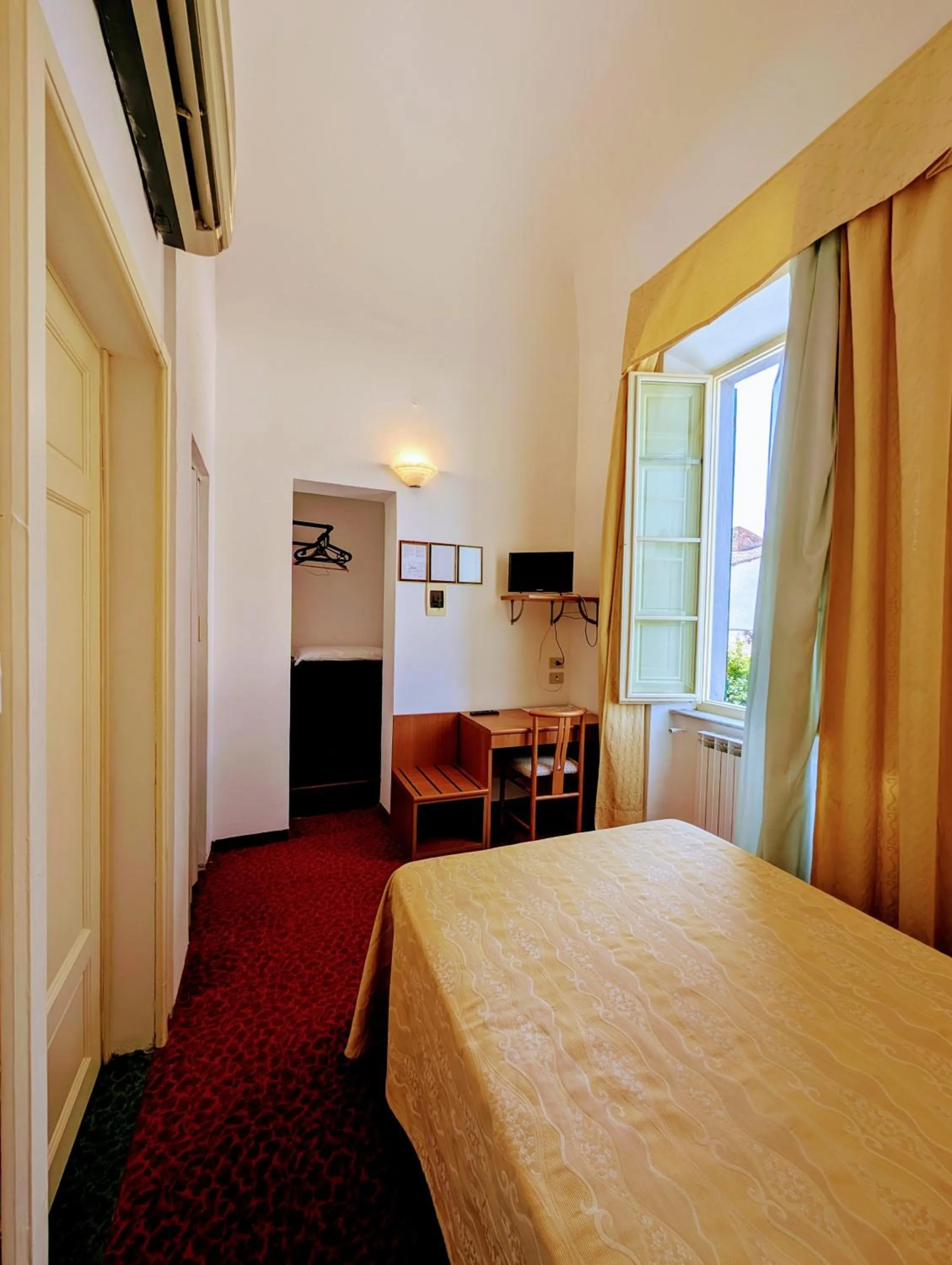 Bedroom, Bed in Hotel Villa Kinzica