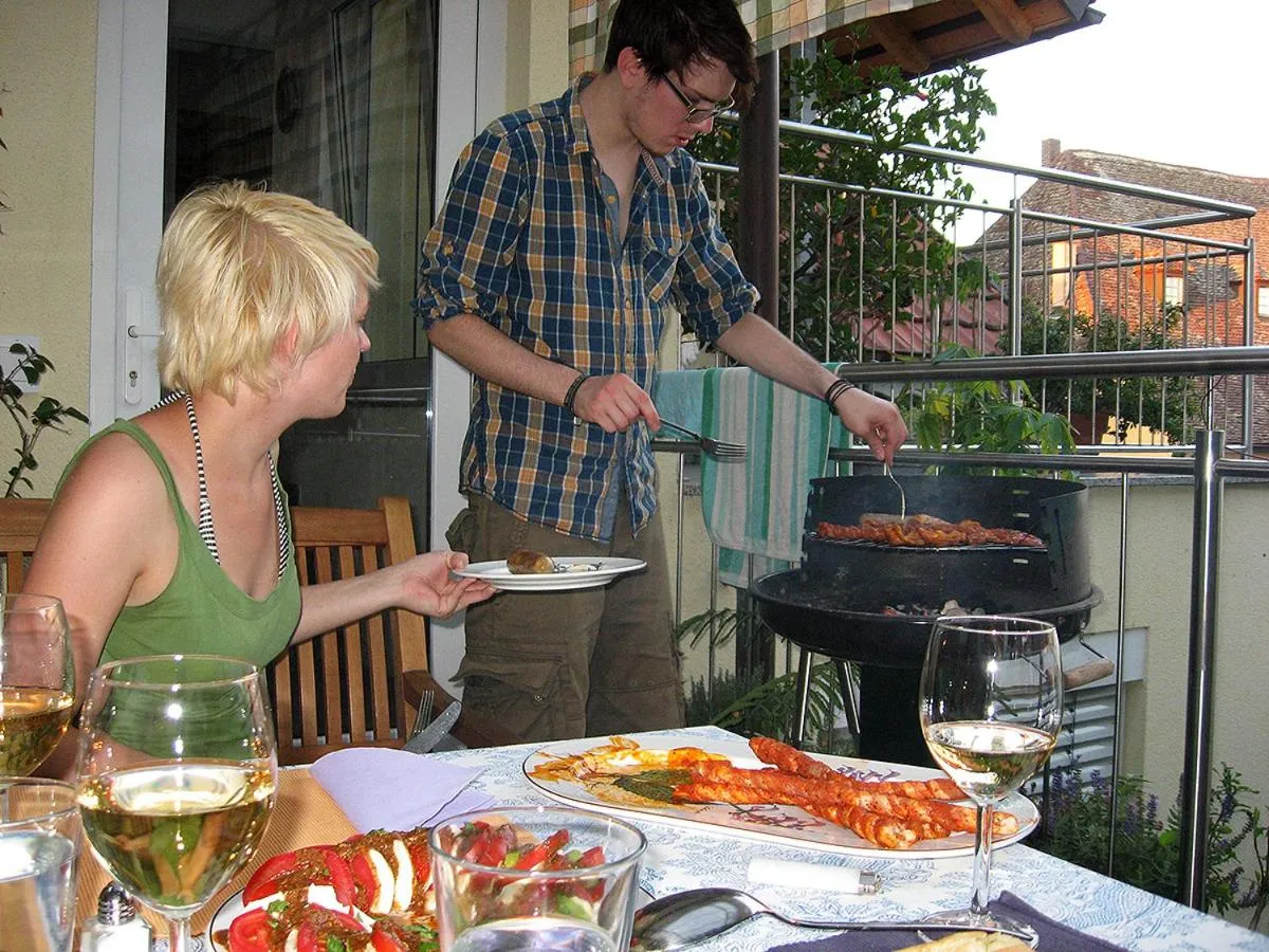 People in Die Sprachpension - The Language Guesthouse