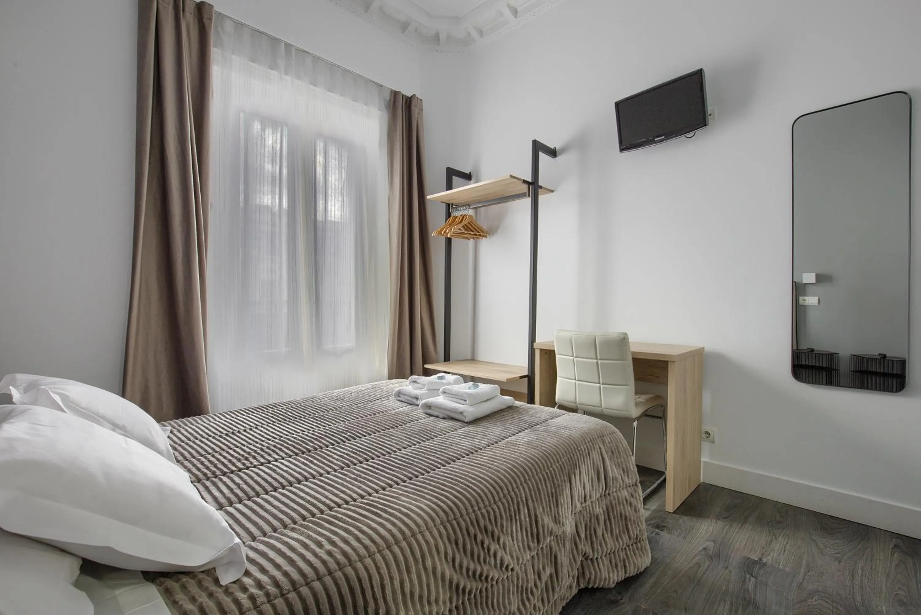 Bed in Hostal Besaya