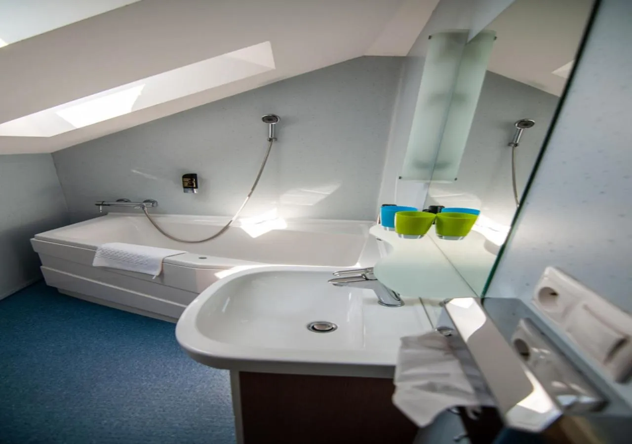 Bathroom in Pension Horse Inn