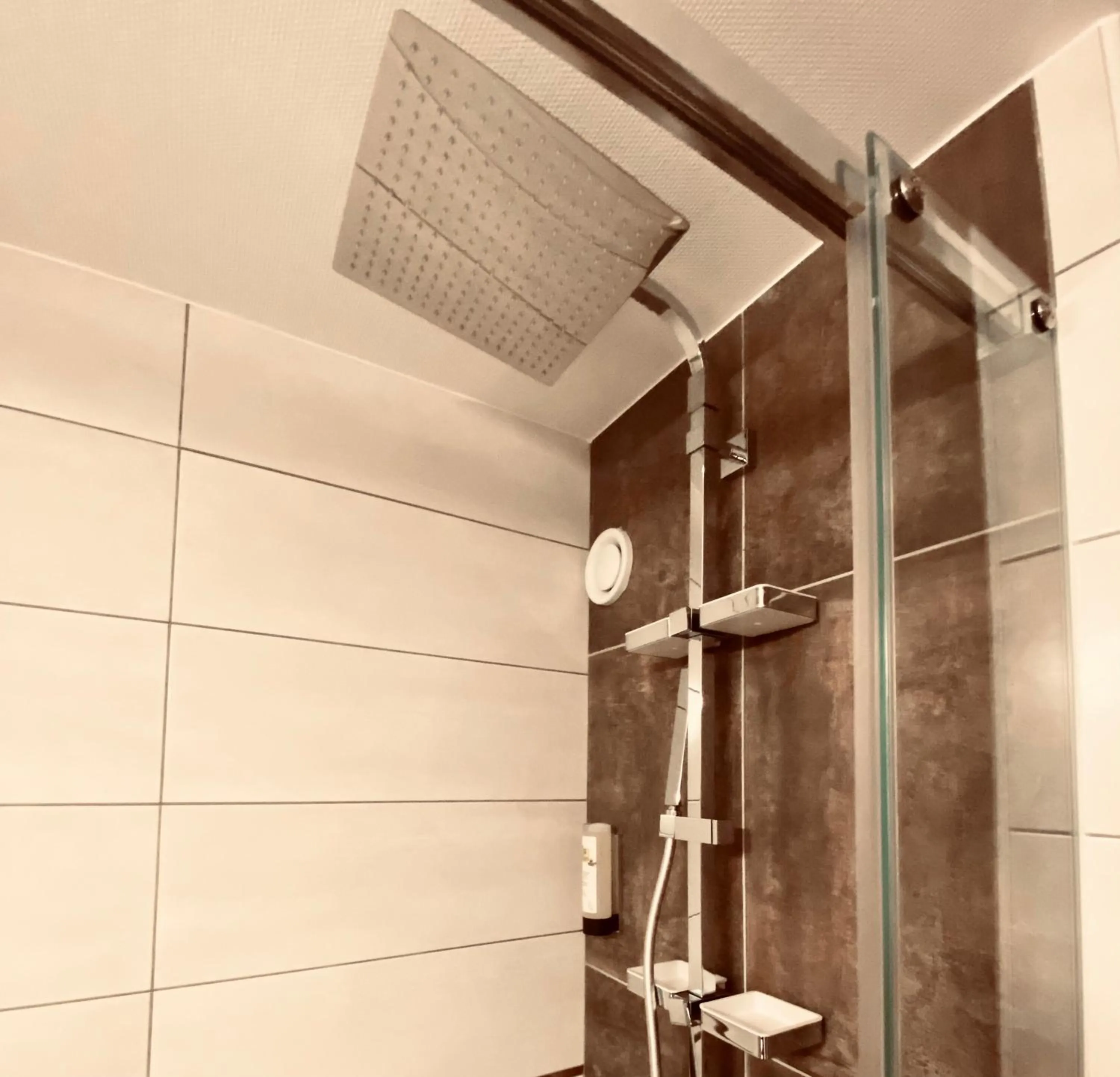 Property building in Logis Hostellerie la Chaumière