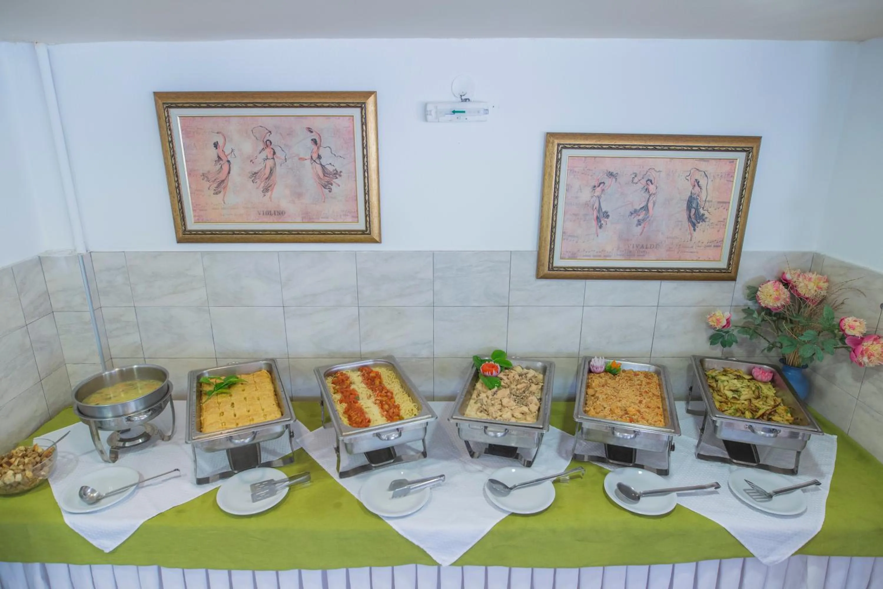 Lunch in Creta Aquamarine Hotel