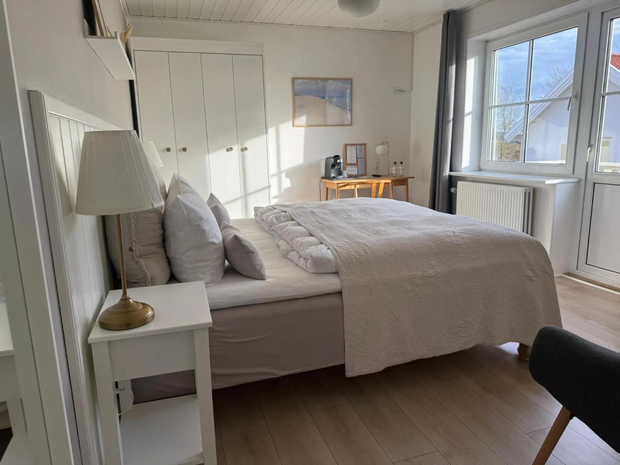 Property building, Bed in Hotel Strandly Skagen