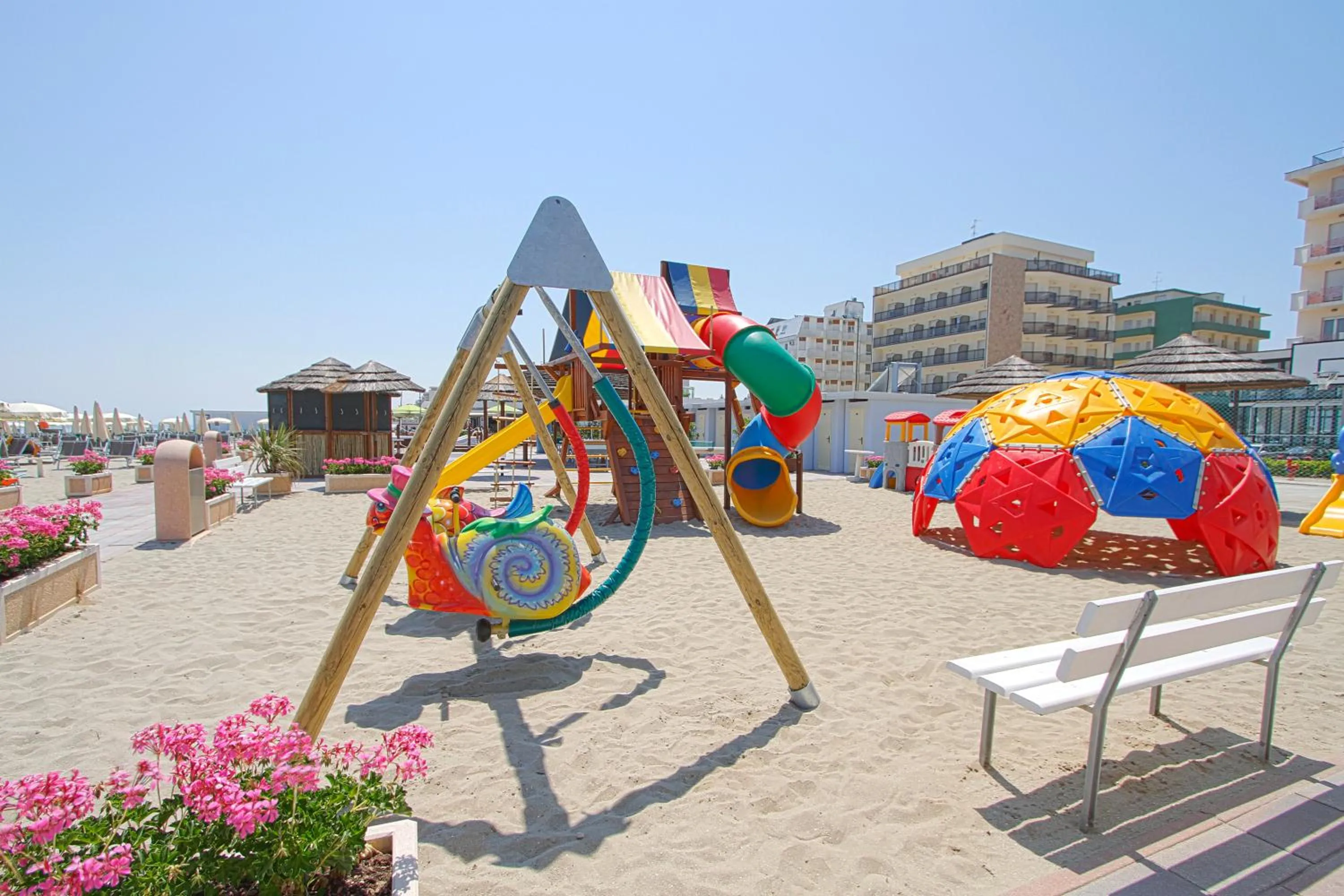 Beach in Hotel Londra