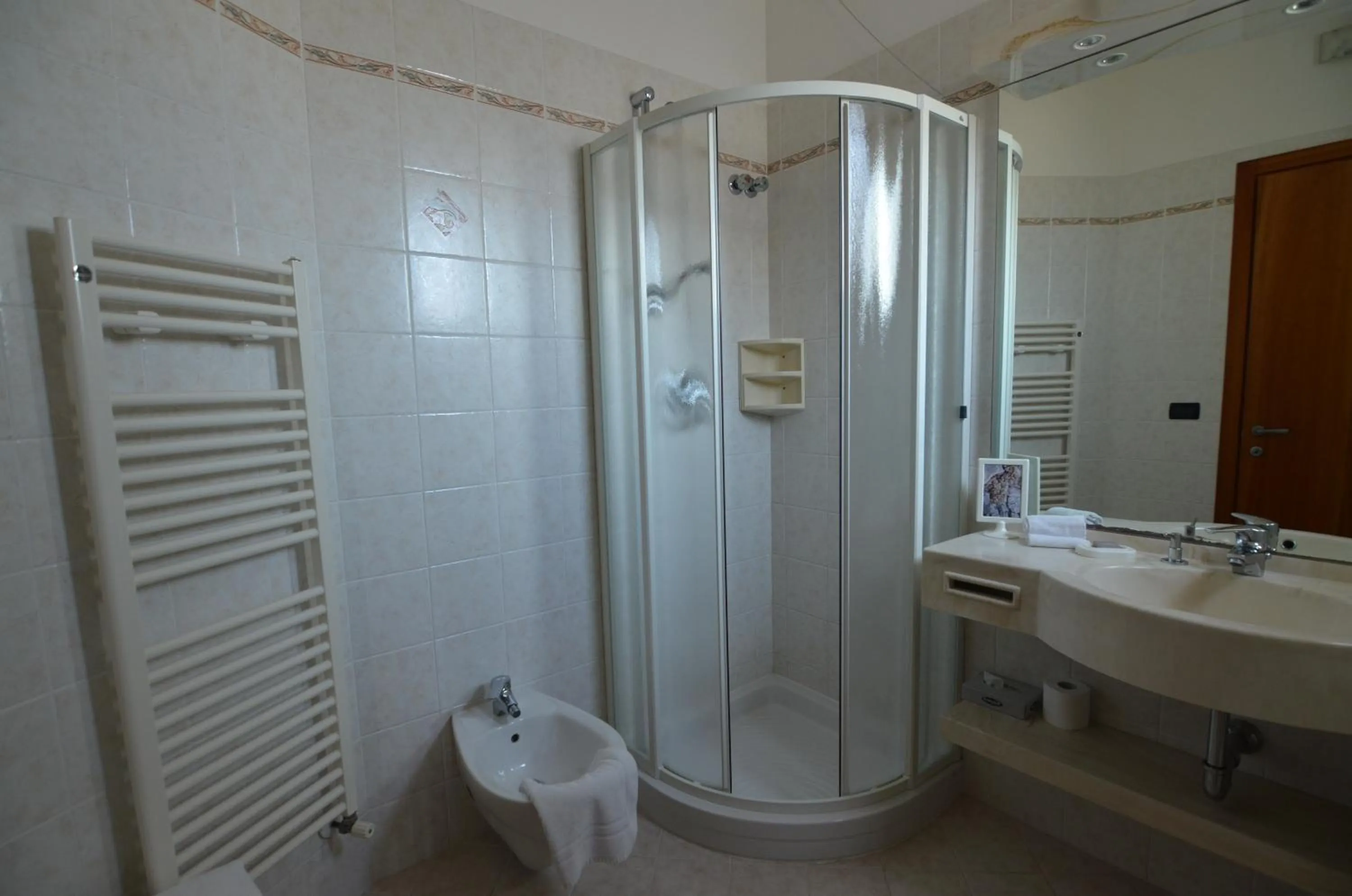 Shower in Hotel Londra