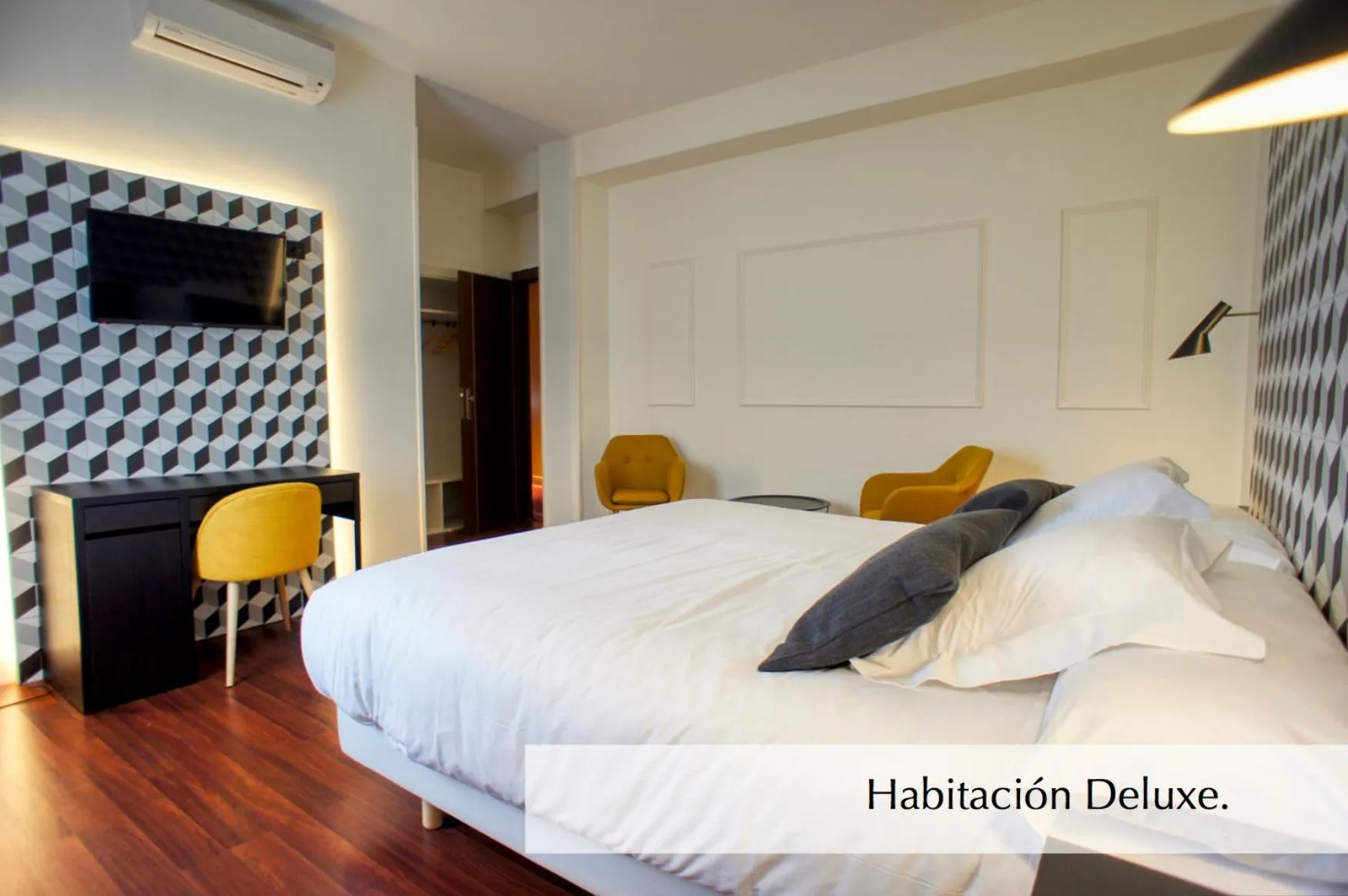 Decorative detail, Bed in Hotel Montermoso