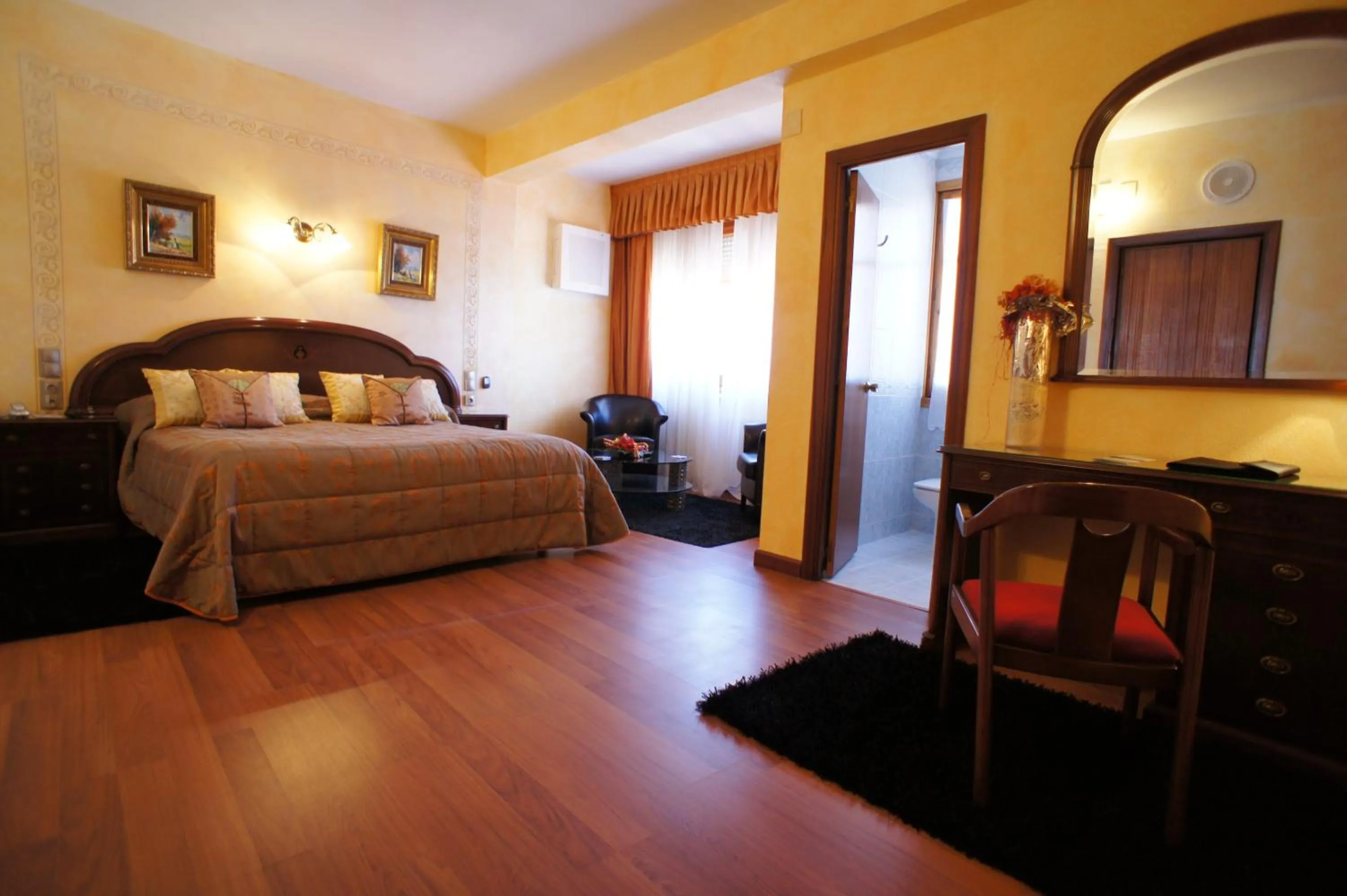 Bedroom, Bed in Hotel Montermoso