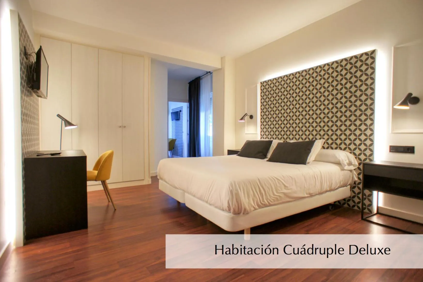 Photo of the whole room, Bed in Hotel Montermoso