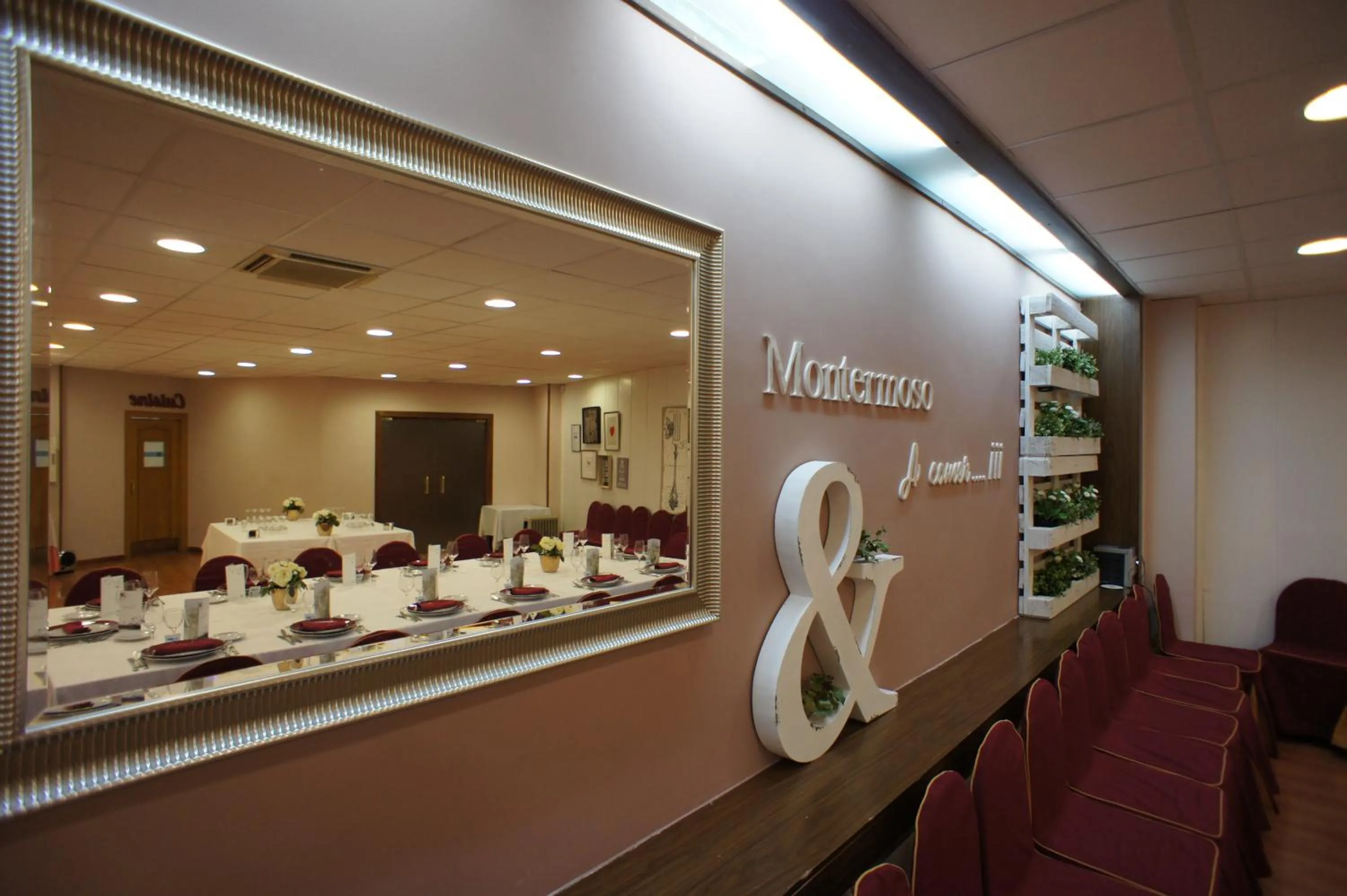 Business facilities in Hotel Montermoso