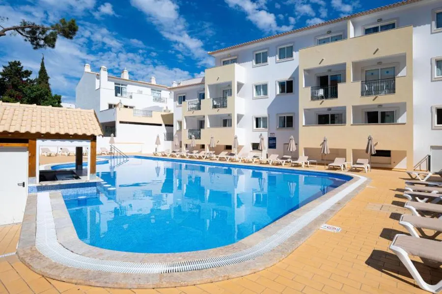 Swimming pool in Smy Santa Eulalia Algarve