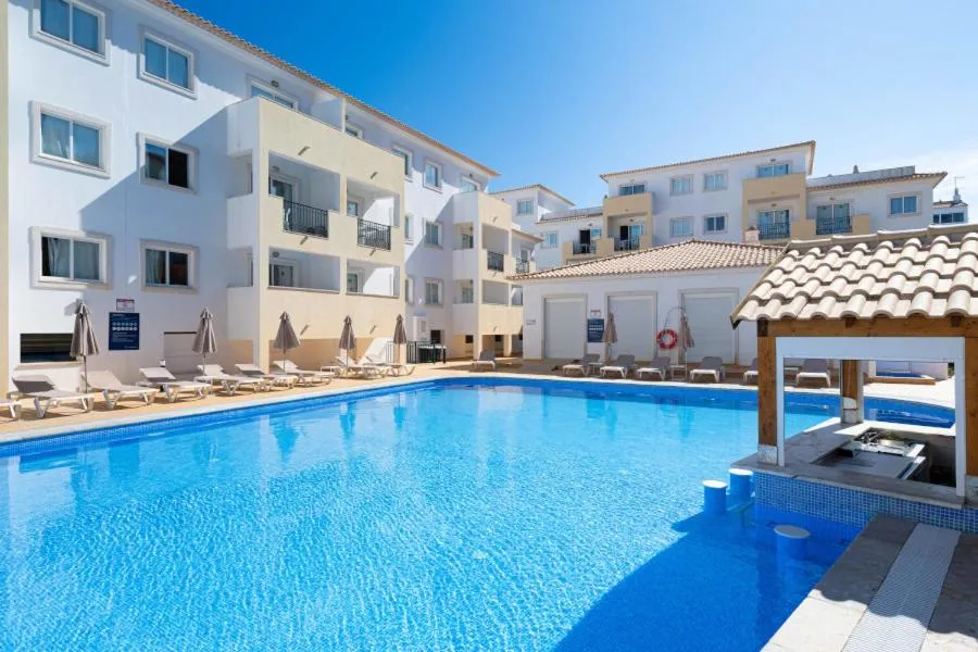 Swimming pool in Smy Santa Eulalia Algarve