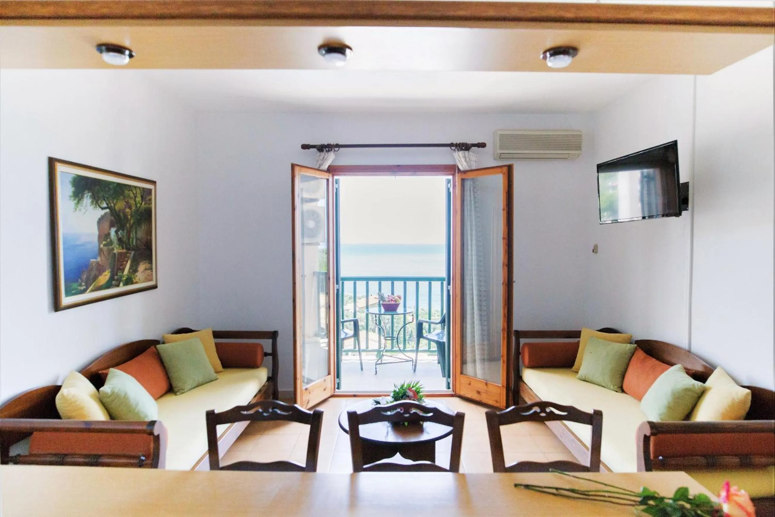 Living room in Corfu Aquamarine Hotel