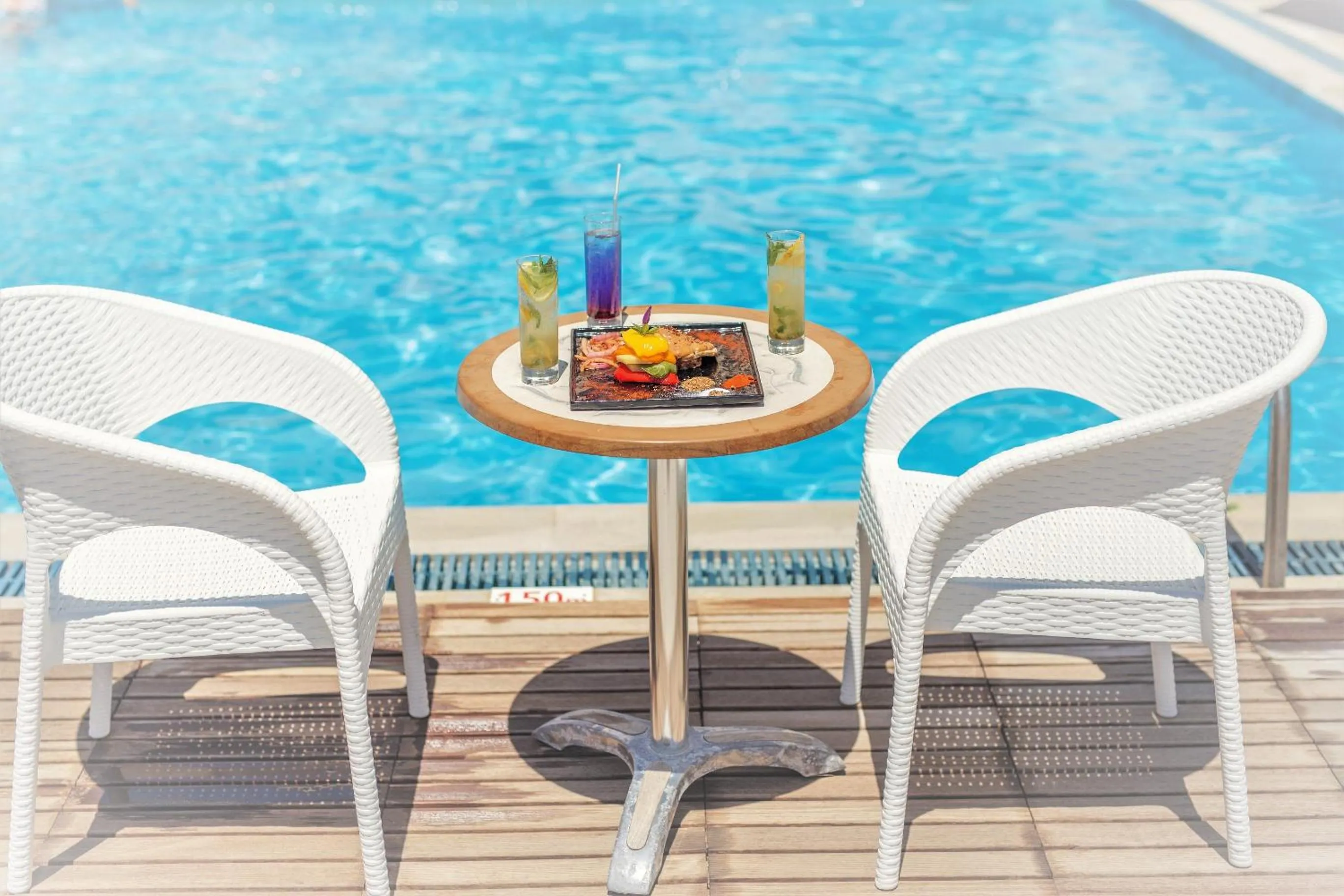 Swimming pool in Corfu Aquamarine Hotel