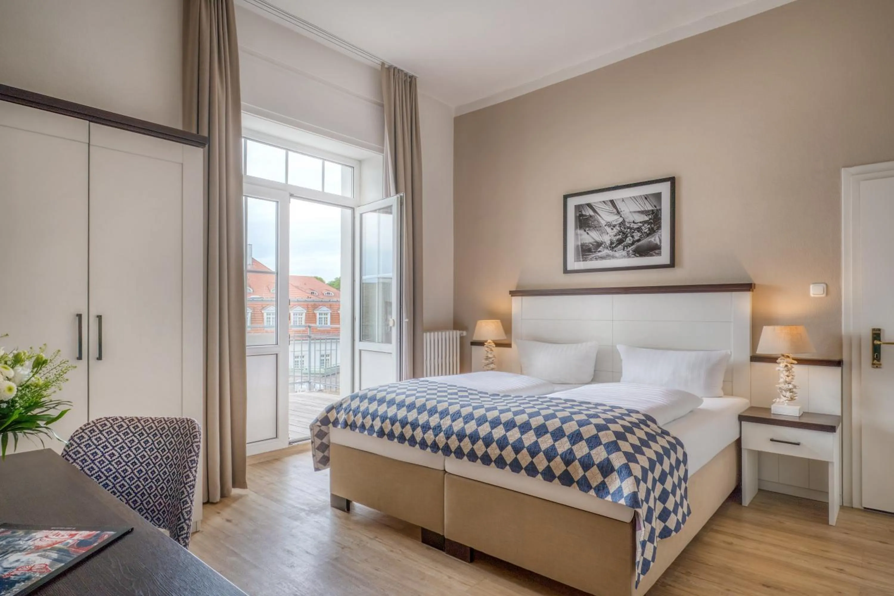 Bed in Hotel Strandschlösschen