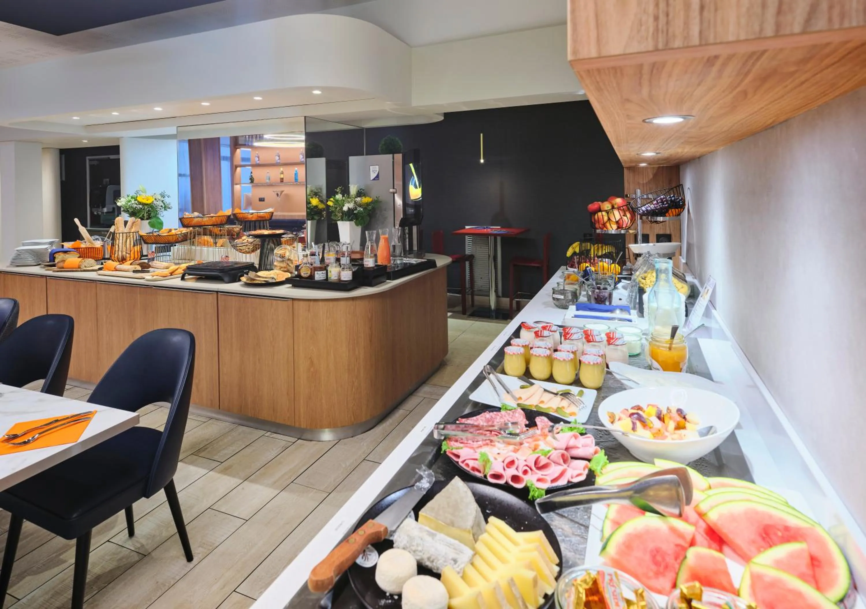 Breakfast in Mercure Chartres Centre Cathedrale