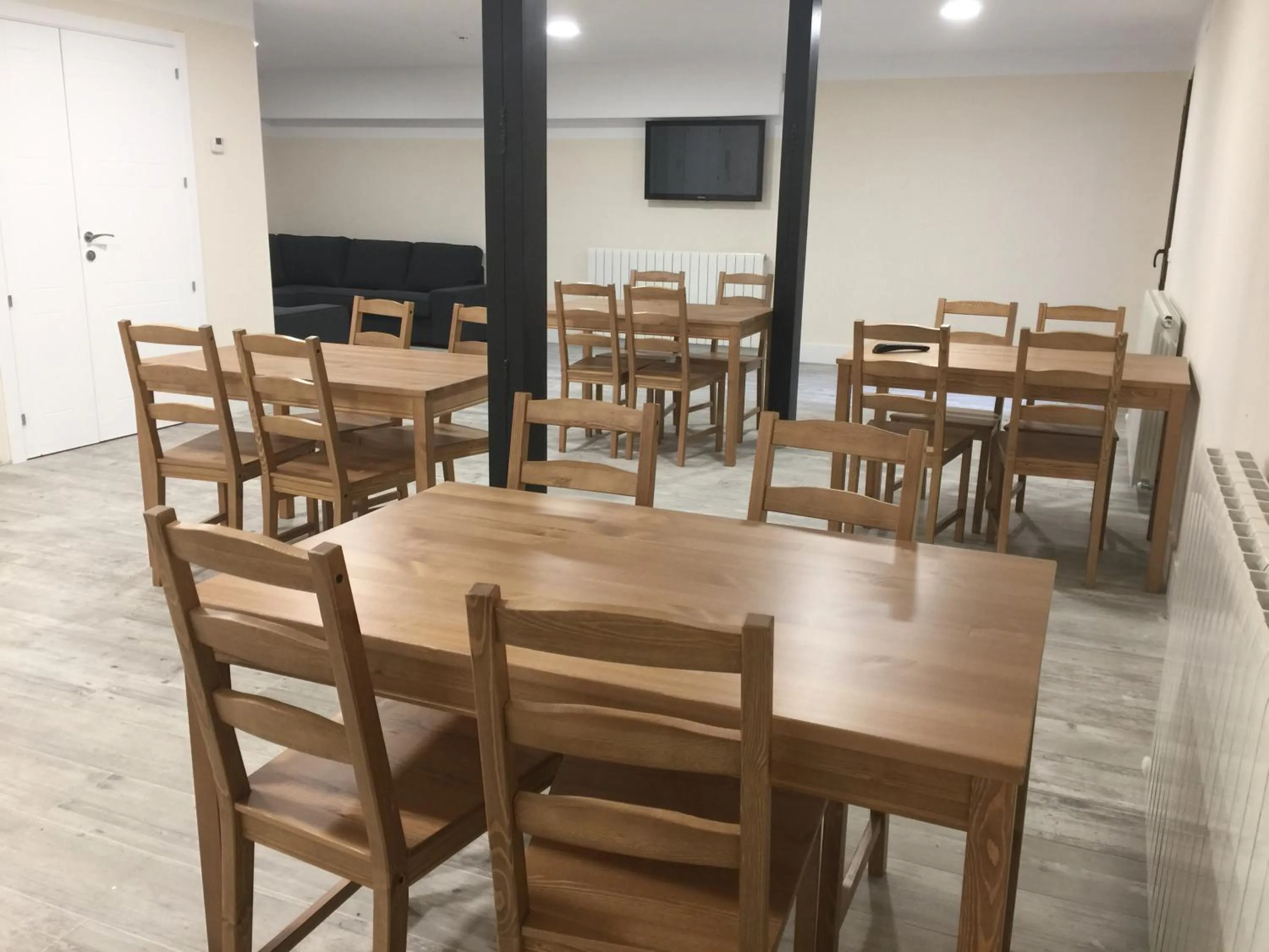 Communal lounge/ TV room in Casa Valsain