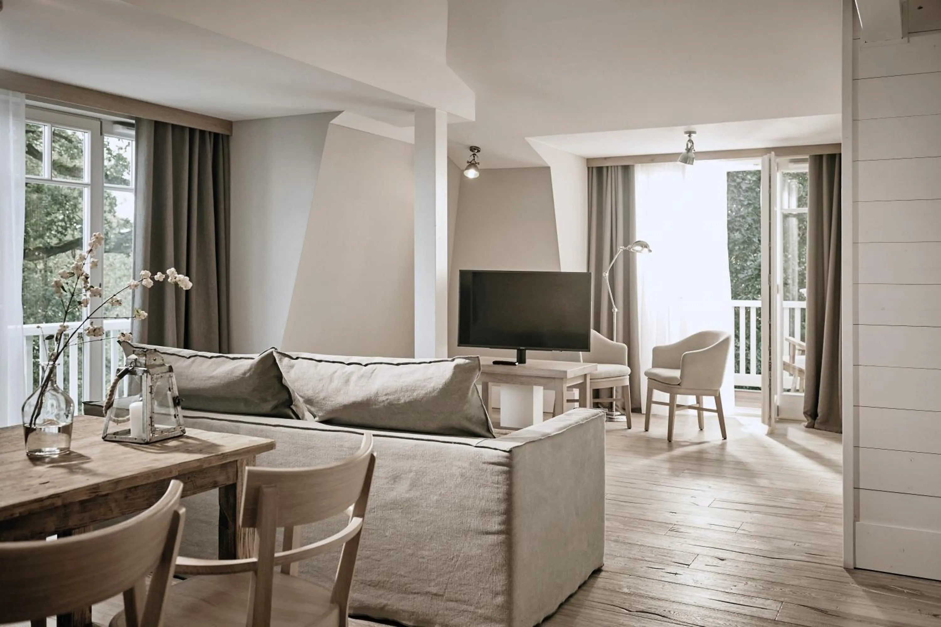 TV and multimedia in The Cozy Hotel & Lofts Timmendorfer Strand