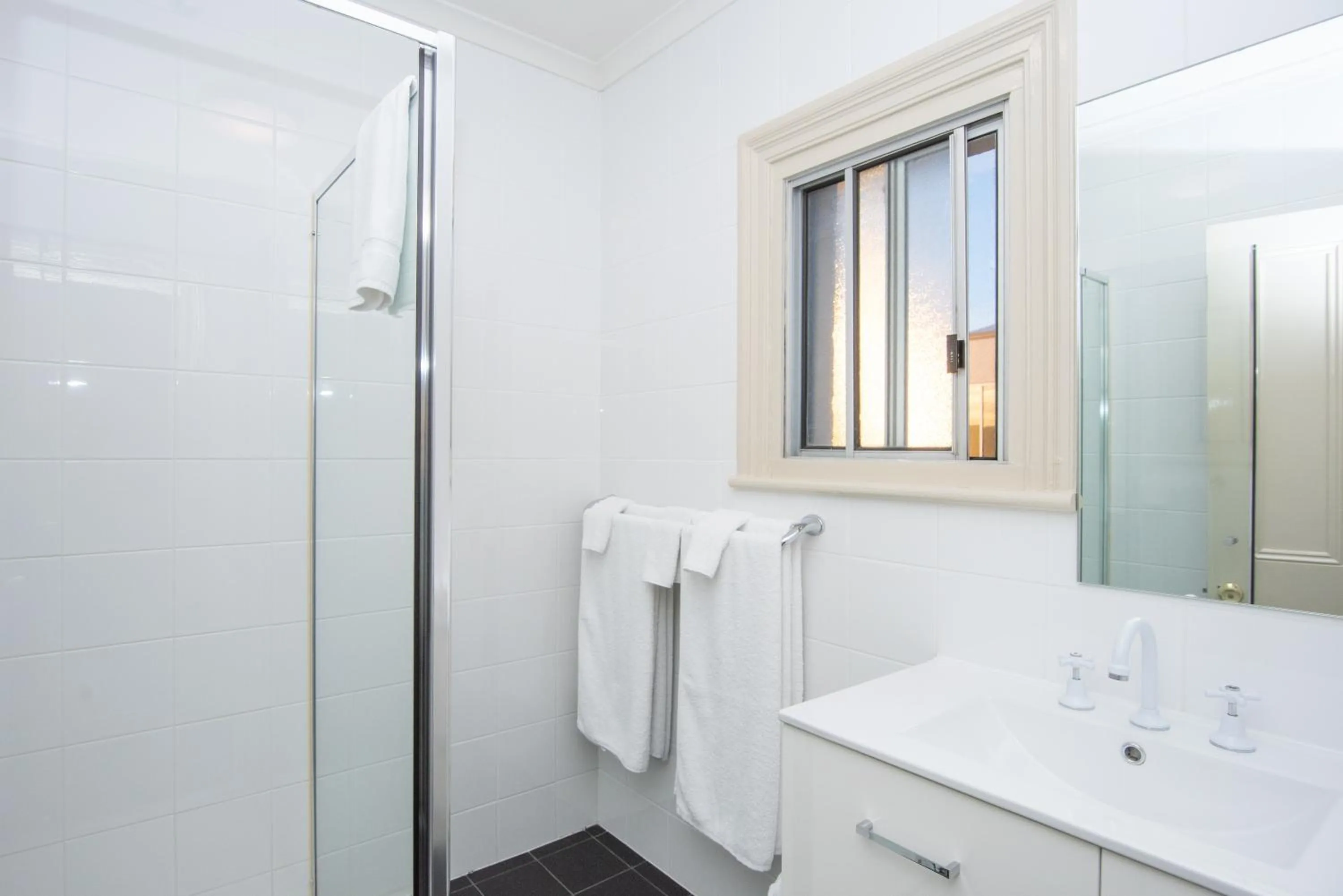 Bathroom in The Mile End Hotel