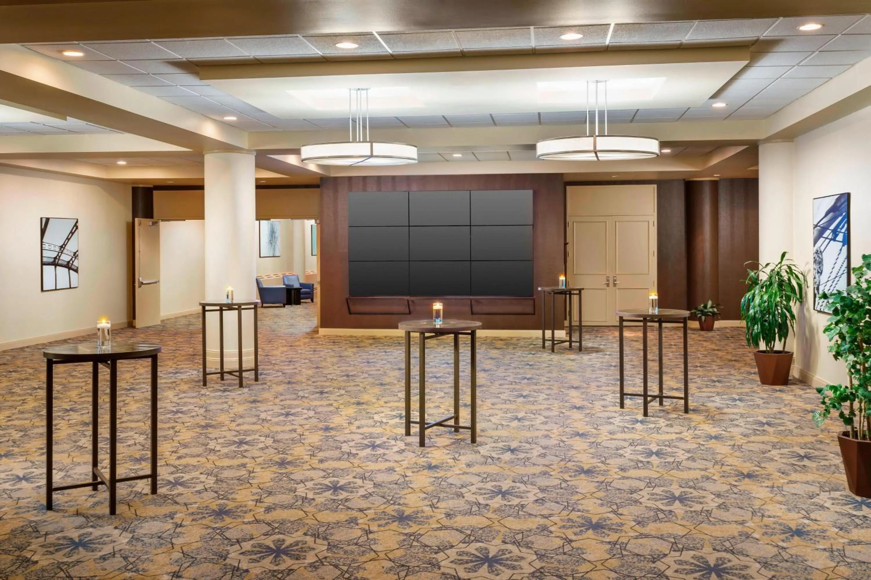 Lobby or reception in Sheraton Baltimore North