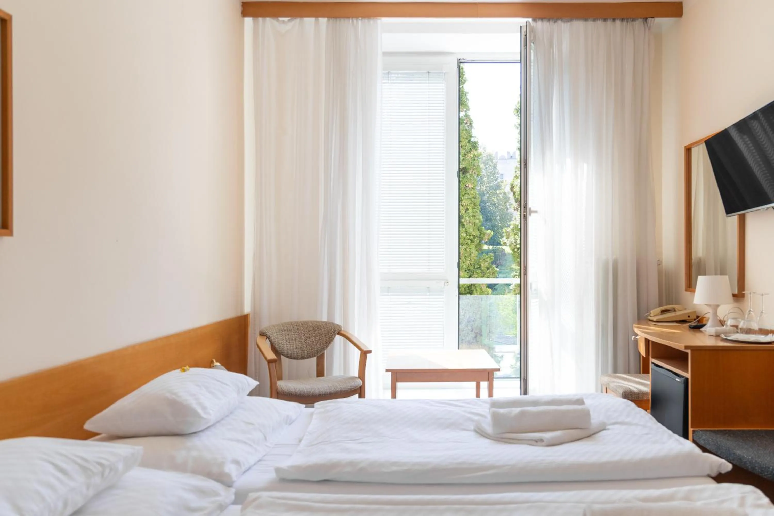 Bedroom, Bed in Hotel Polana