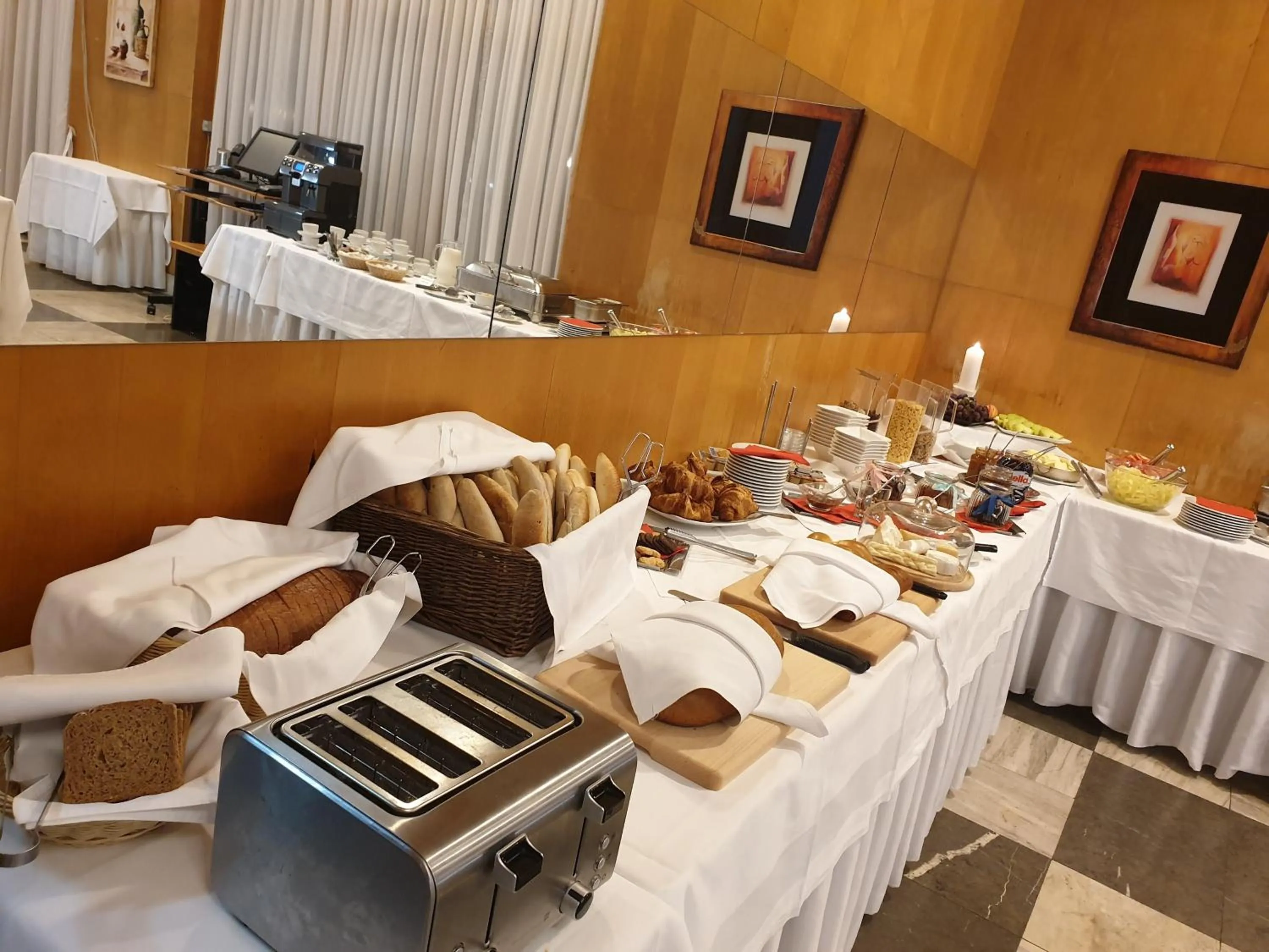 Buffet breakfast in Hotel Polana