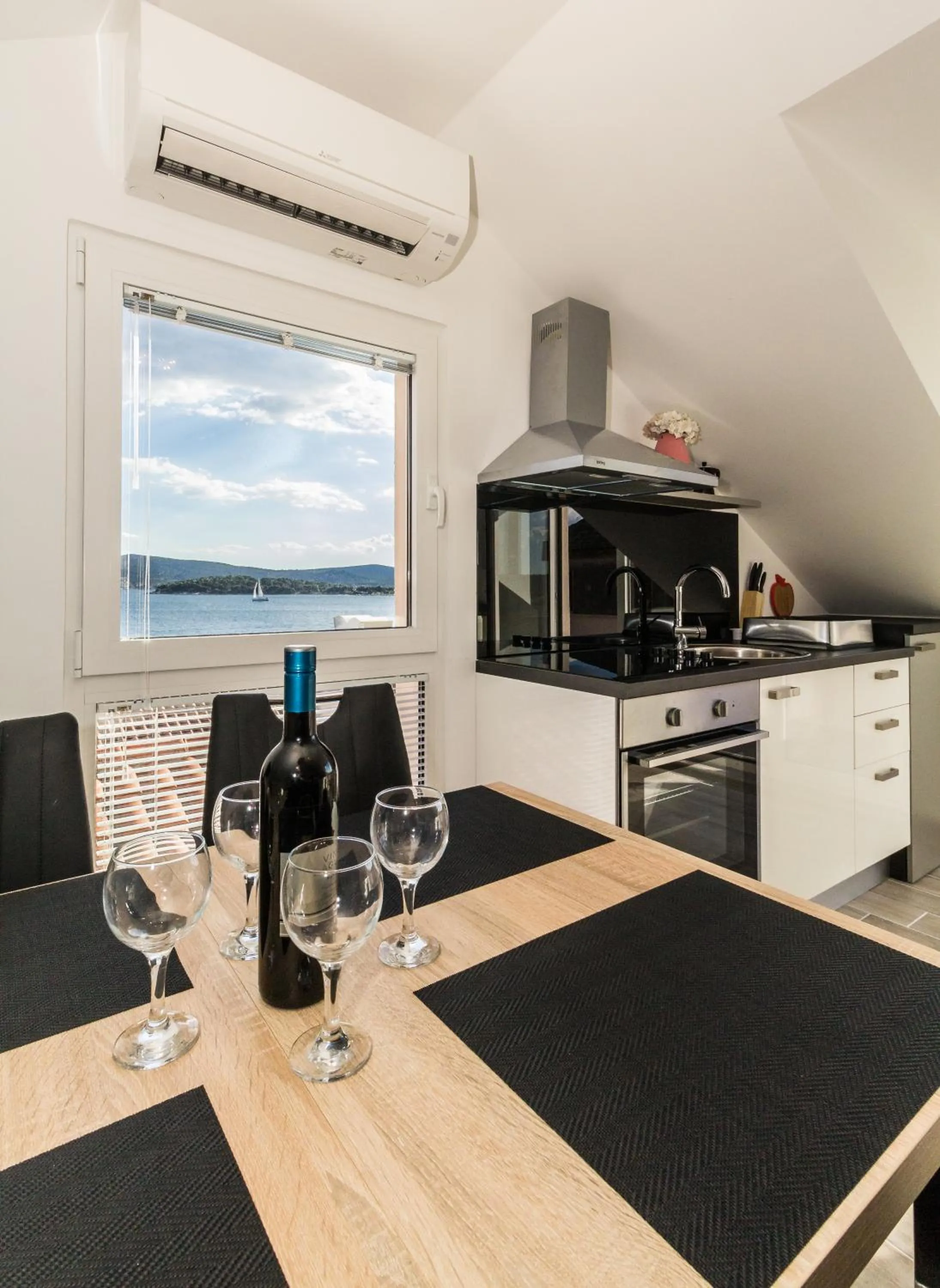 New Apartment Joly Sea View