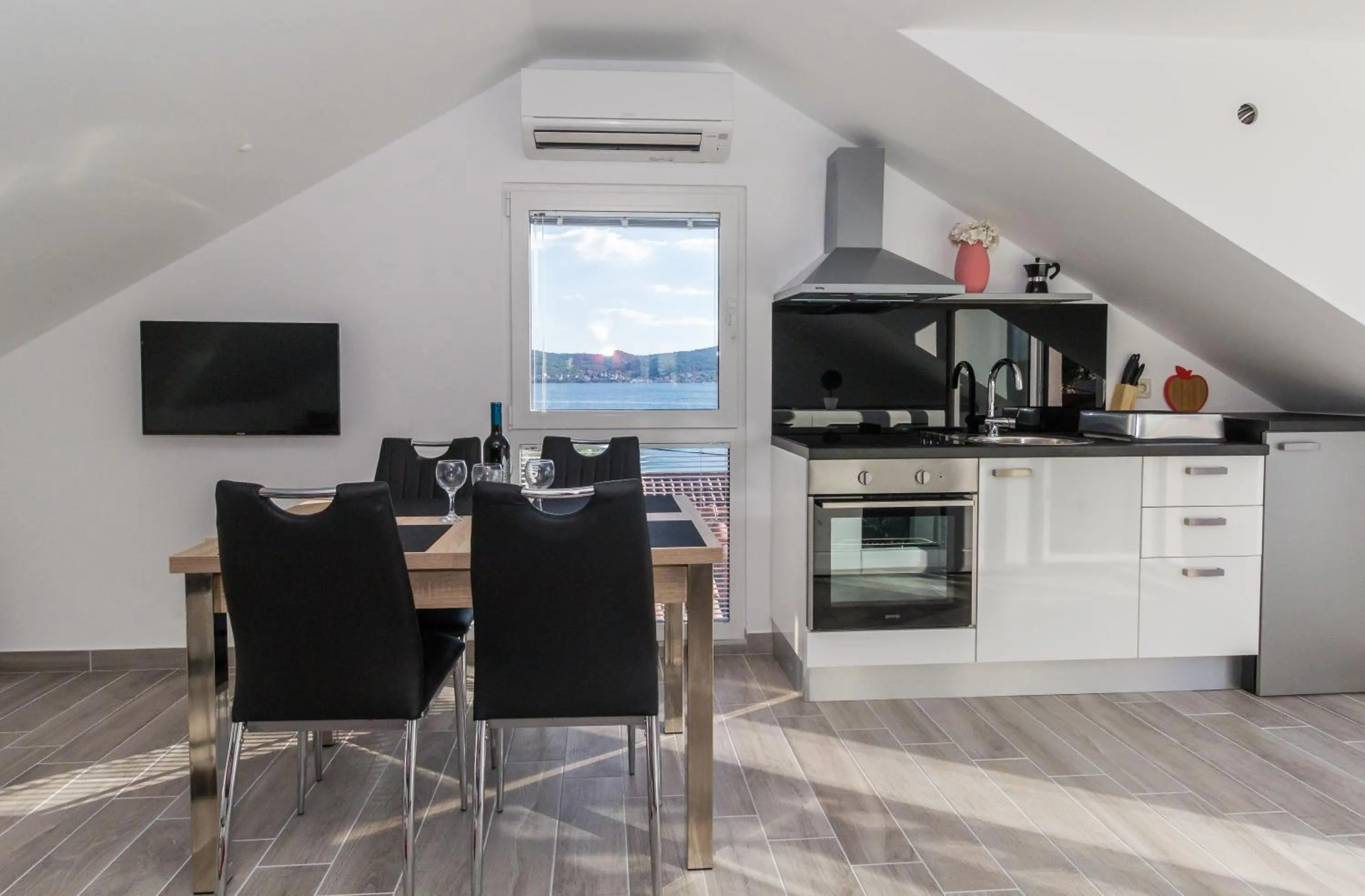 New Apartment Joly Sea View