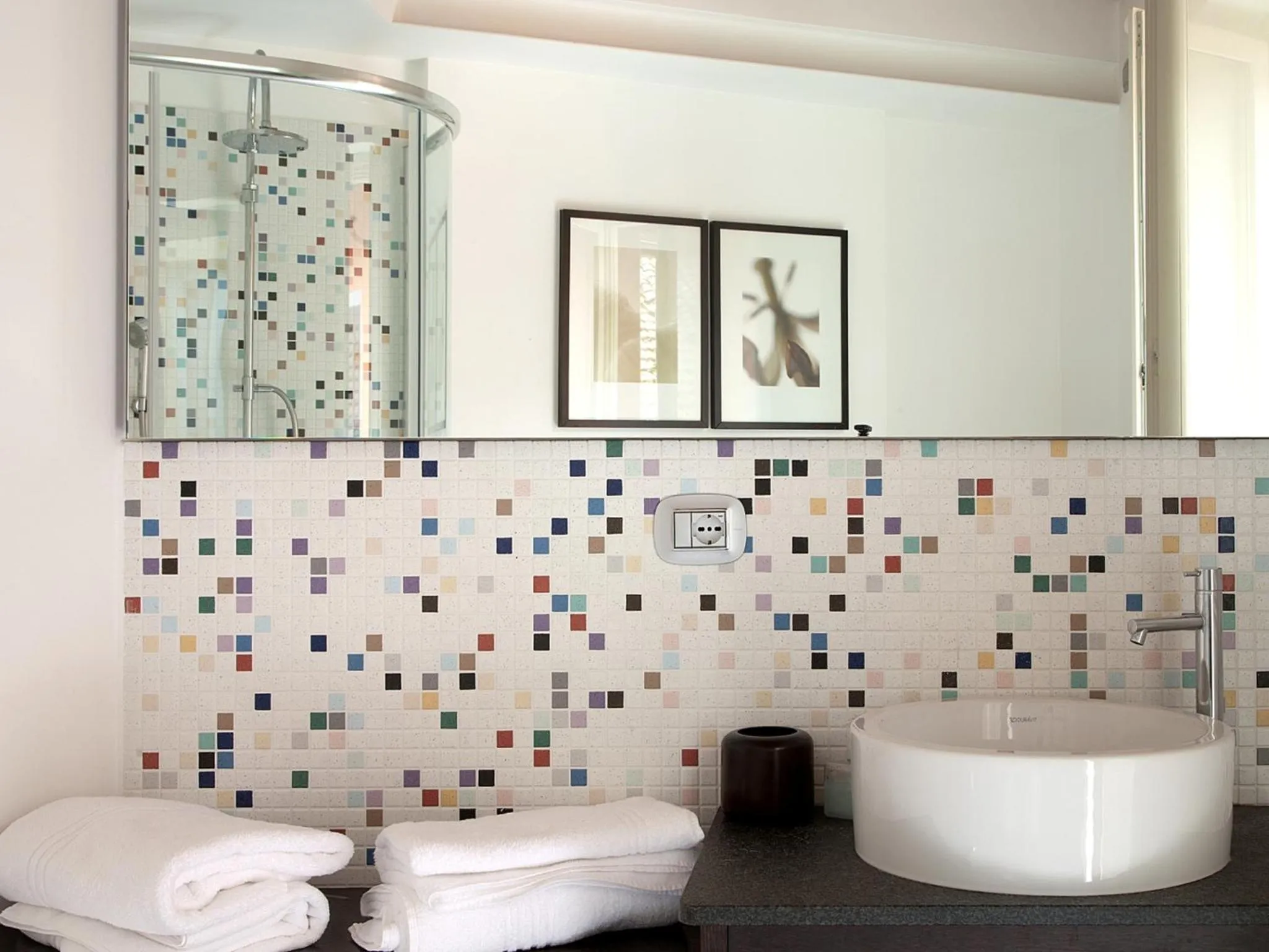 Bathroom in Nenè-Il Vicolo Apartments and Rooms